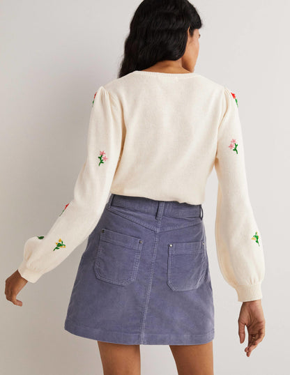 Bestickter Strickpullover-Warmes Naturweiß, Blumenstickerei