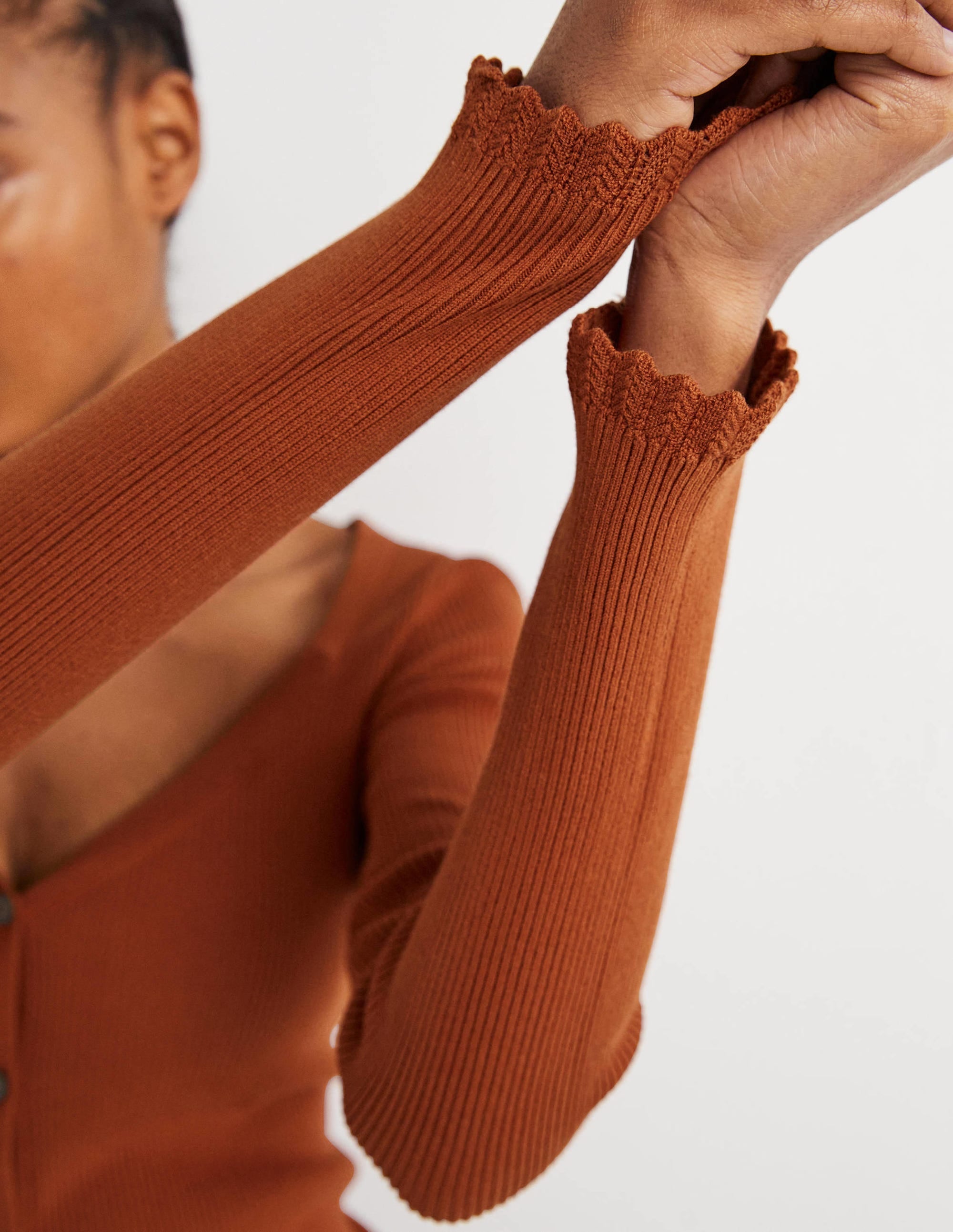 Ribbed Sweetheart Cardigan-Rust - Image 2