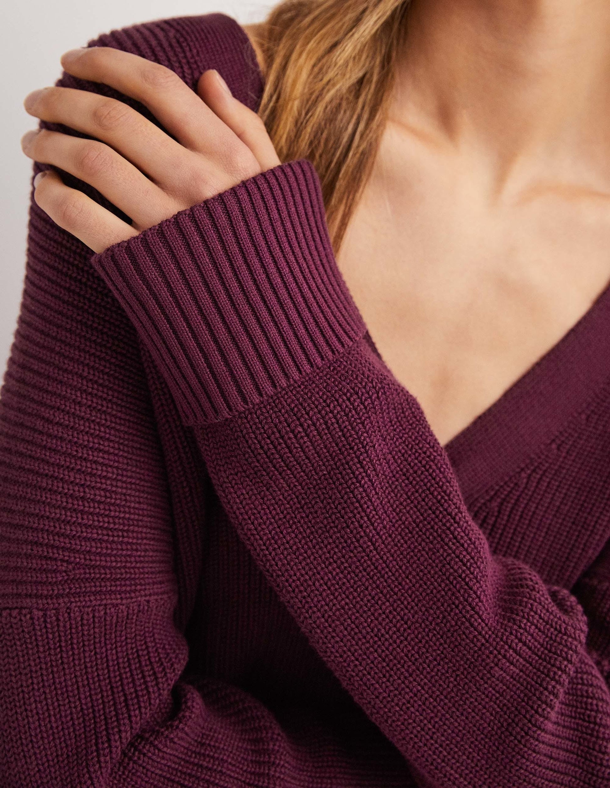Rippstrickcardigan mit Umschlagbündchen-Beere-2