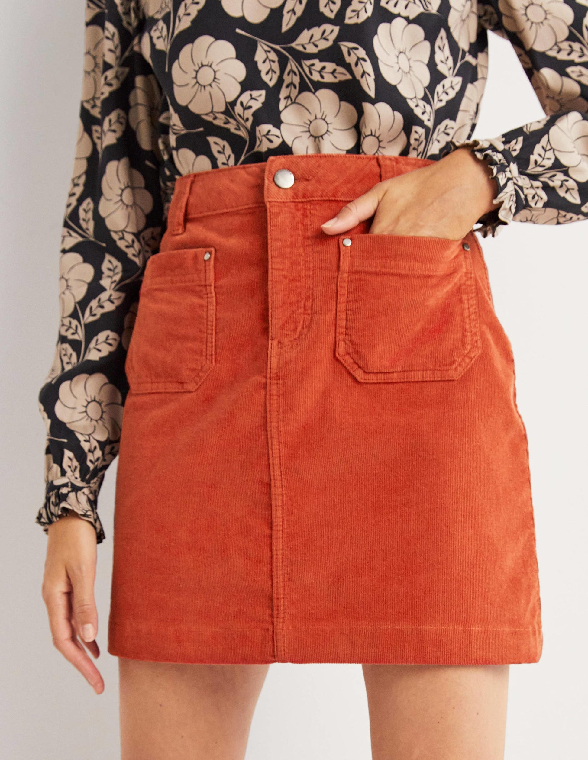 Corduroy Mini Skirt-Chilli Oil-5
