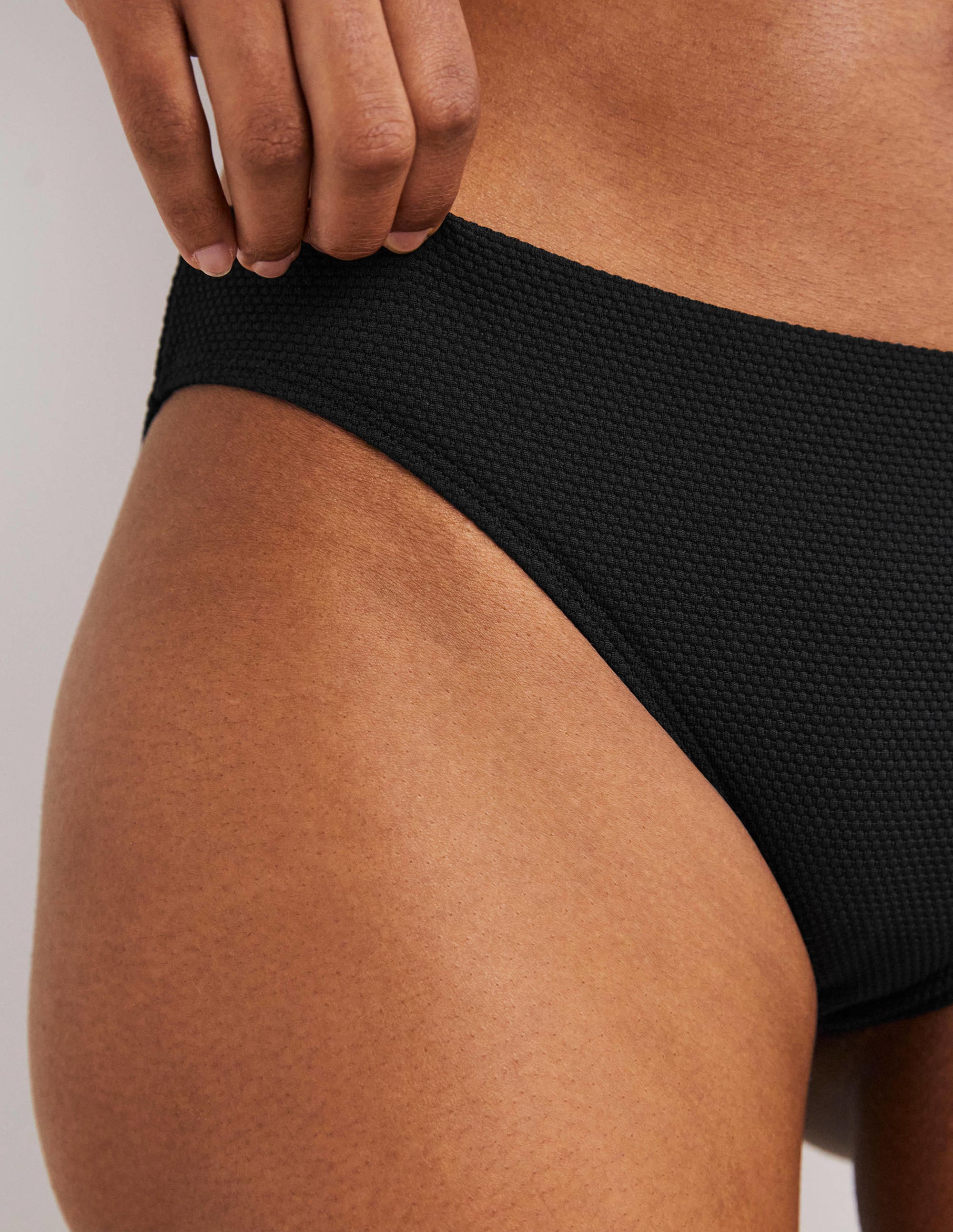 Klassische Bikinihose-Strukturiertes Schwarz - Image 2