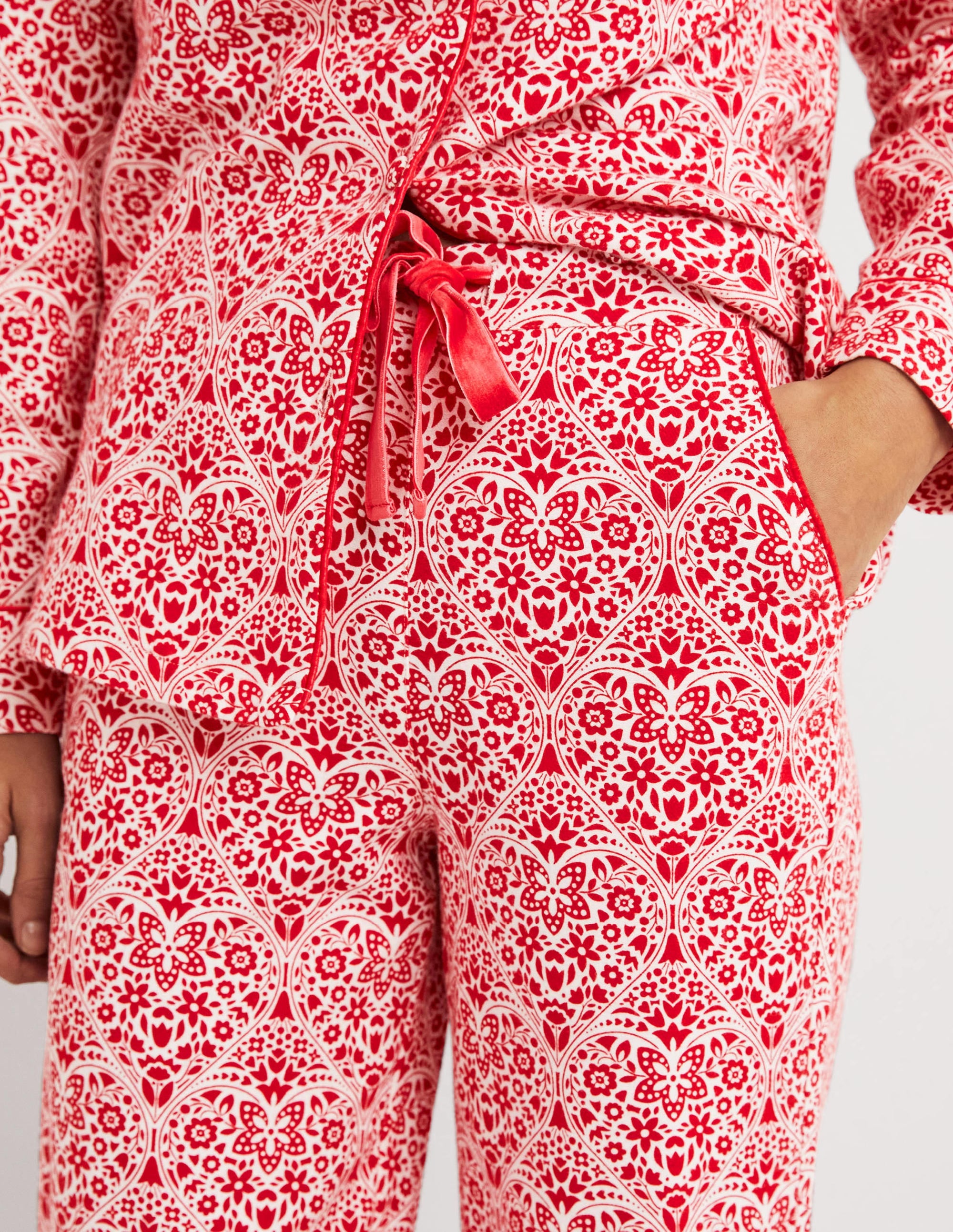 Red Heart Bloom Cosy Pyjama Set-Rouge rockabilly, motif Heart Bloom - Image 2