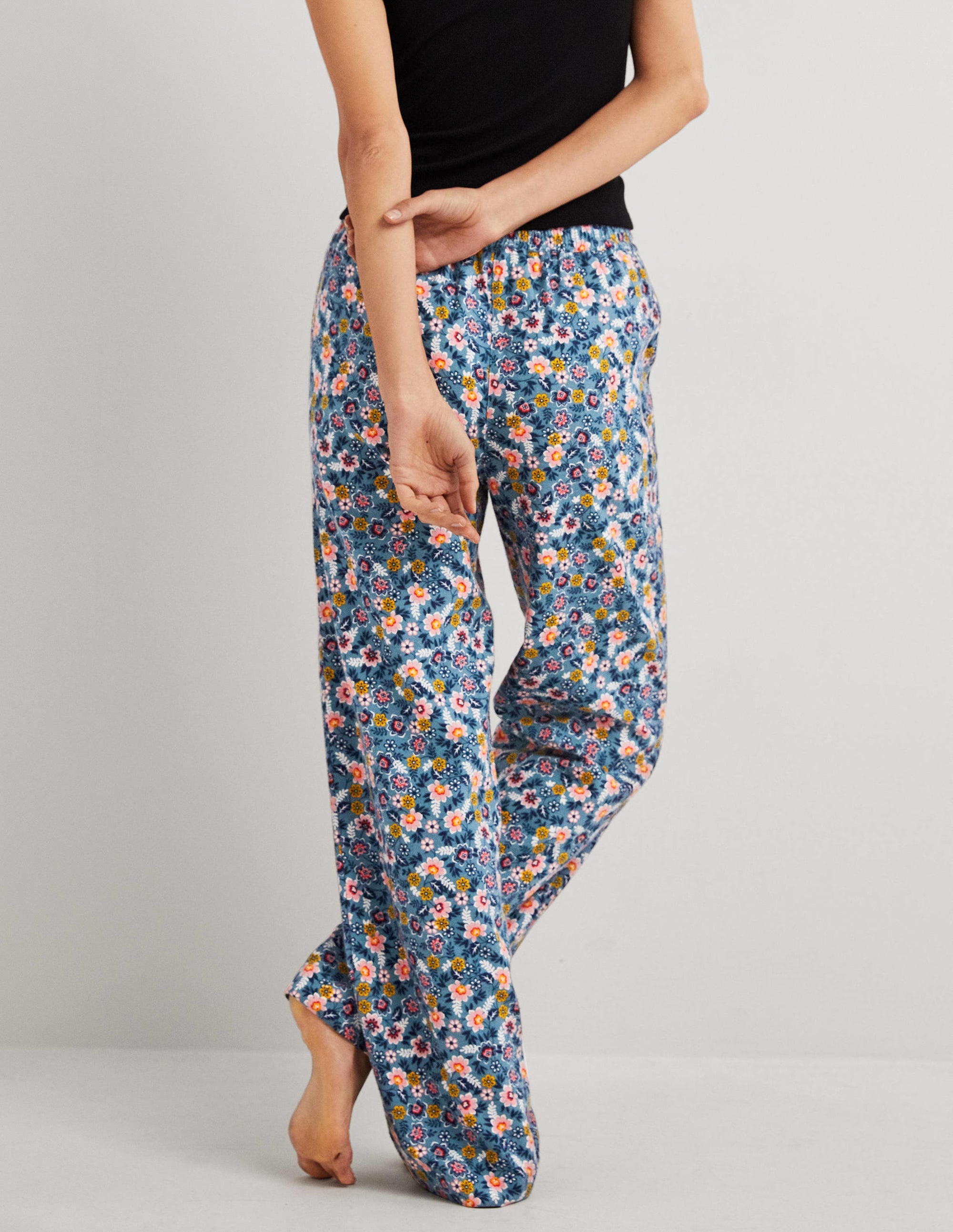 Blue Floral Pyjama Bottoms-Mittelblau, Üppige Blätter - Image 3