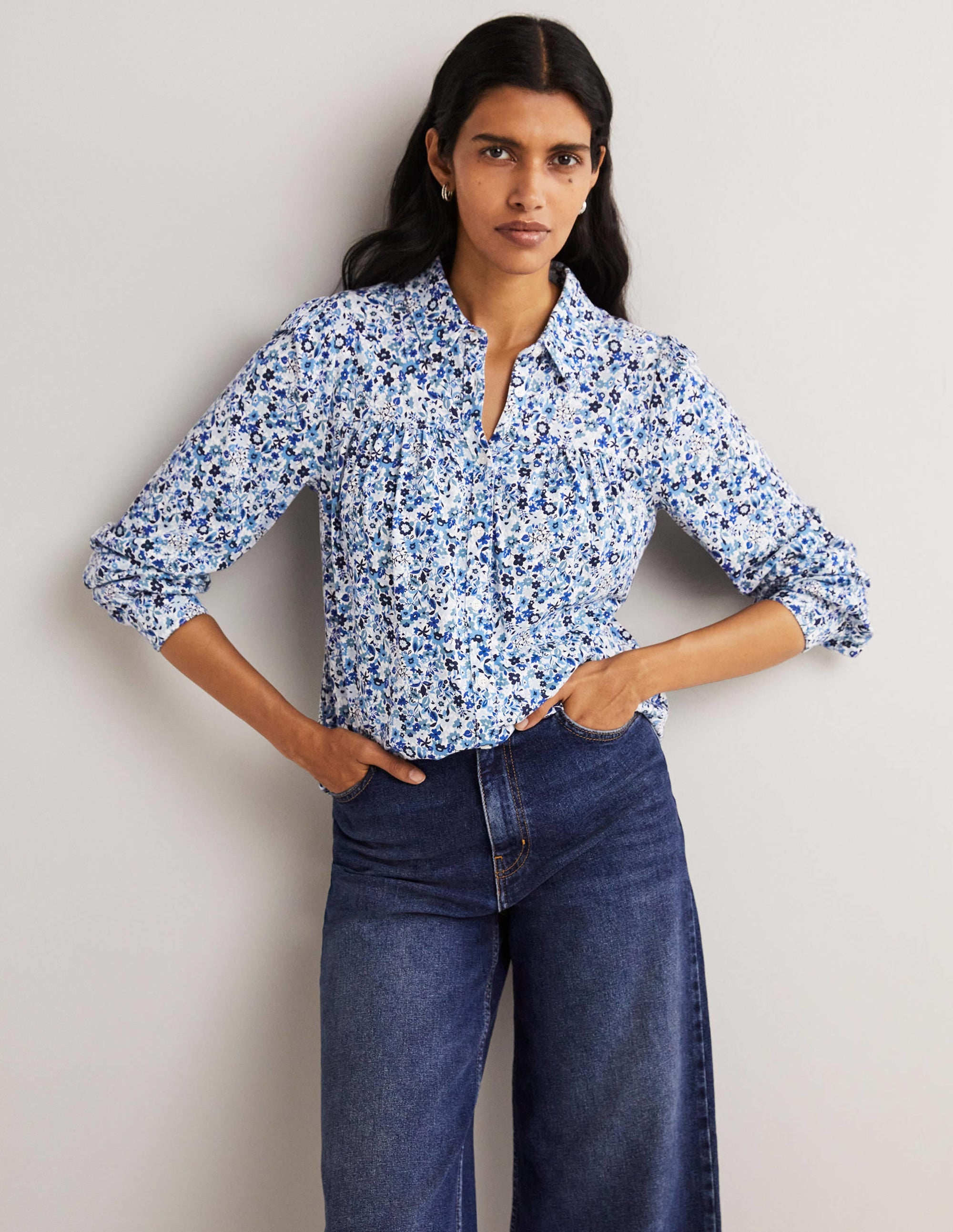 Chemise froncée-Bleu ancien, motif Floret Meadow - Image 1