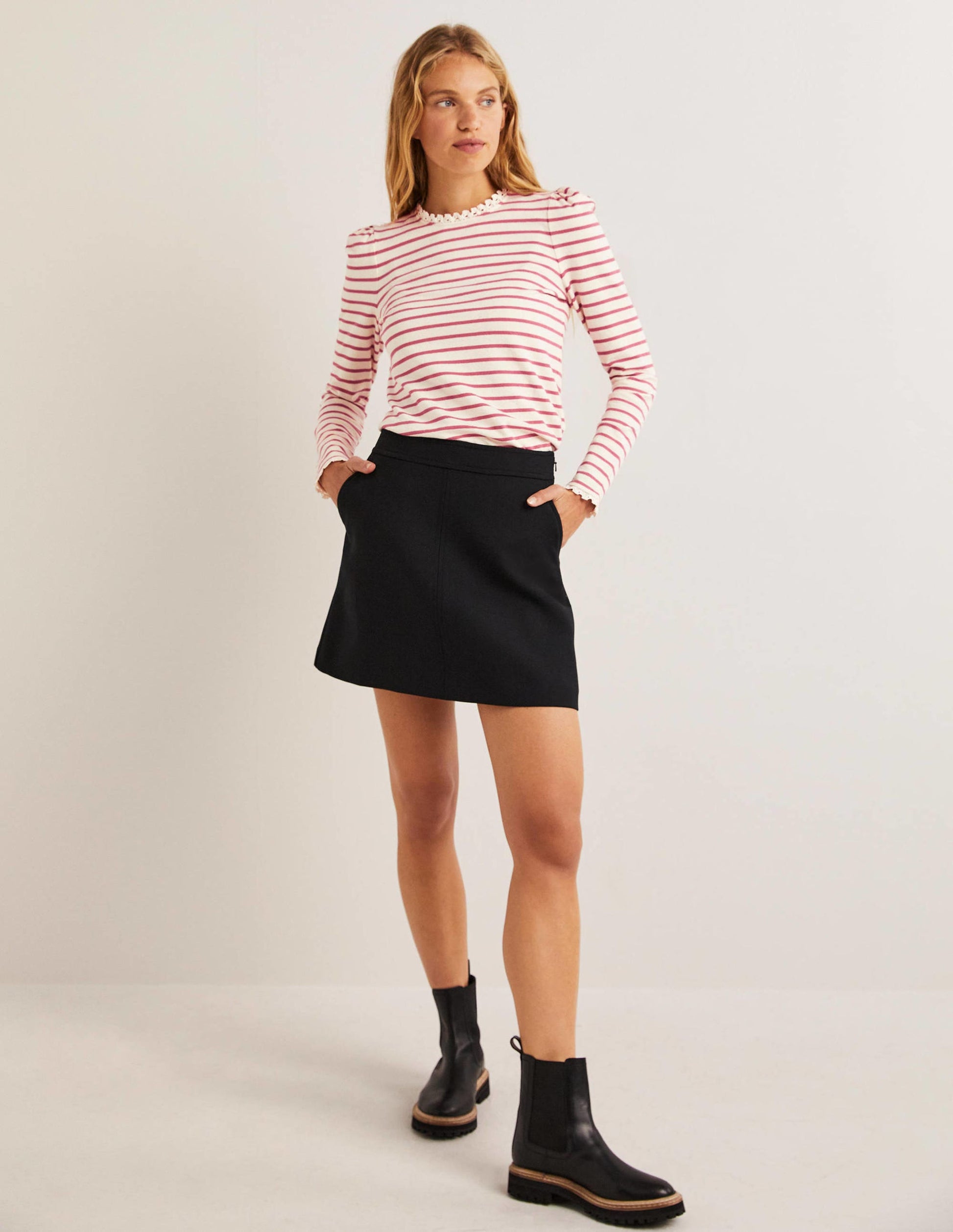 Oberteil mit Rundhalsausschnitt und Häkelbesatz-Ivory, Dusty Red Stripe-5
