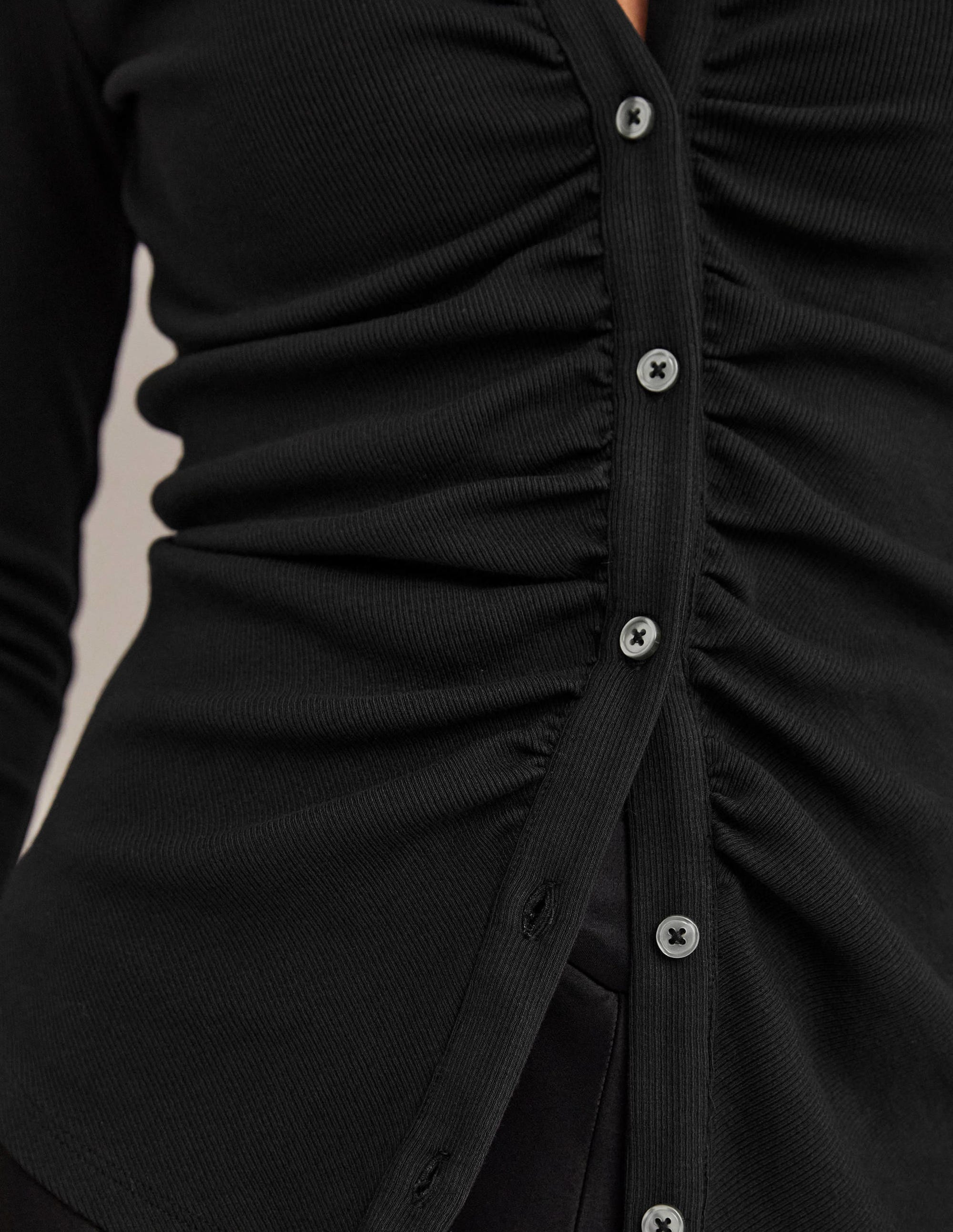 Chemise en jersey froncée sur le devant-Noir - Image 4