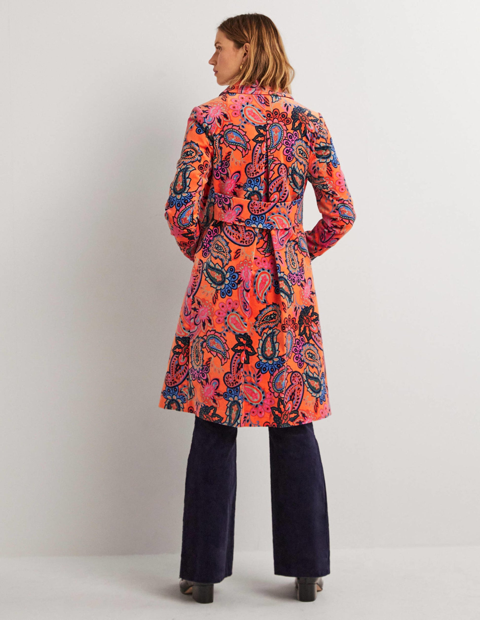 Elizabeth Mantel aus Samt-Gedecktes Orange, Paisleymuster-3