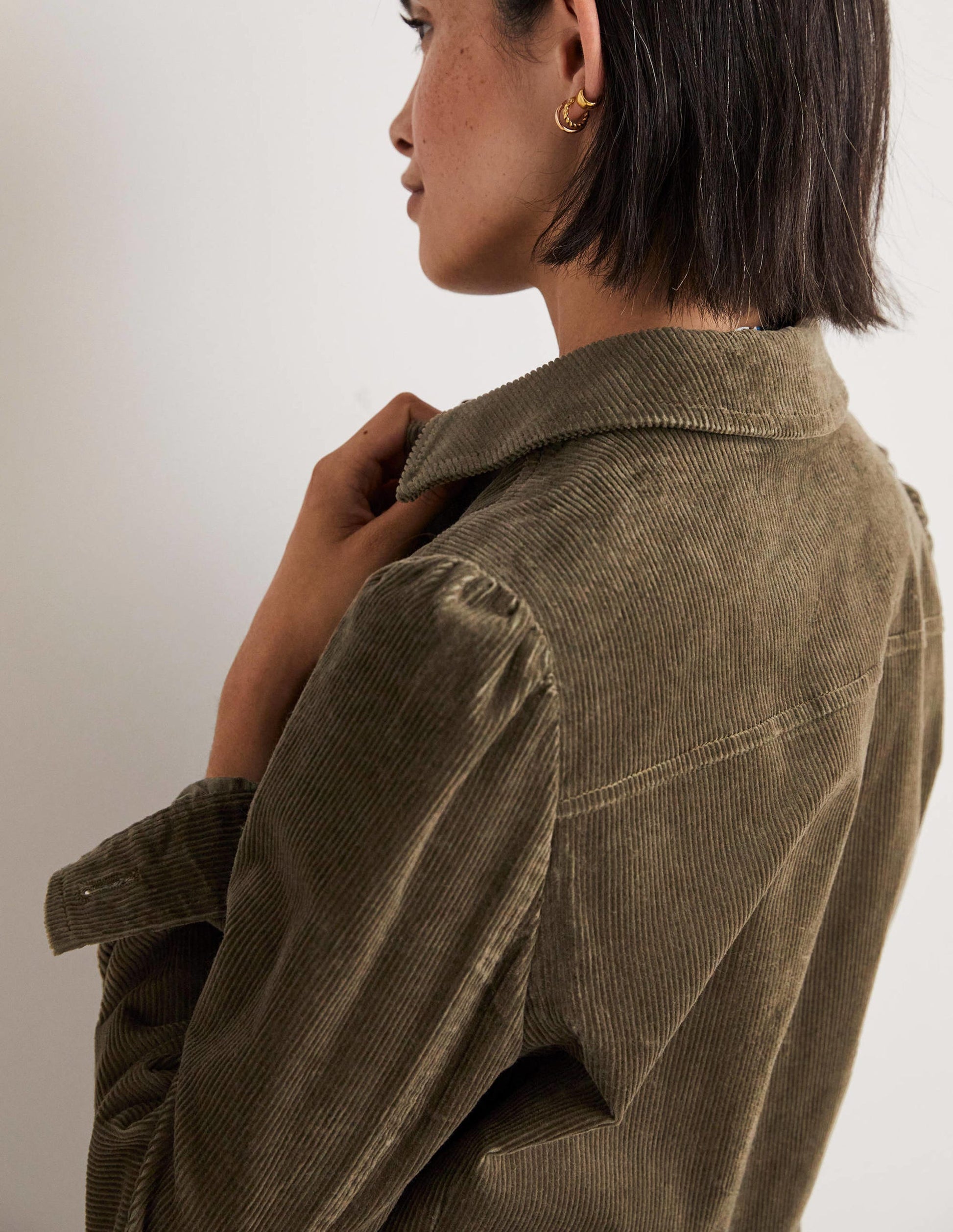 Kurze Cordjacke-Khaki-4