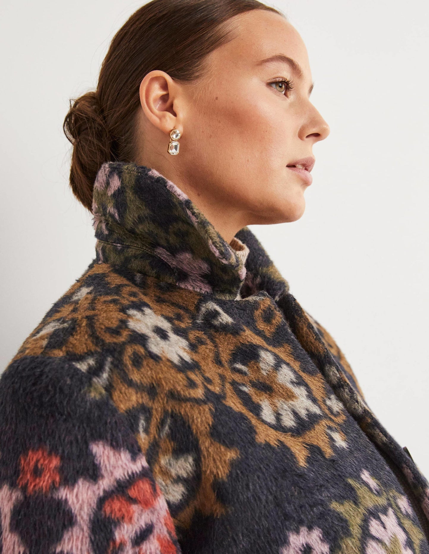Strukturierter Mantel aus Wolle-Wow-Jacquardmuster