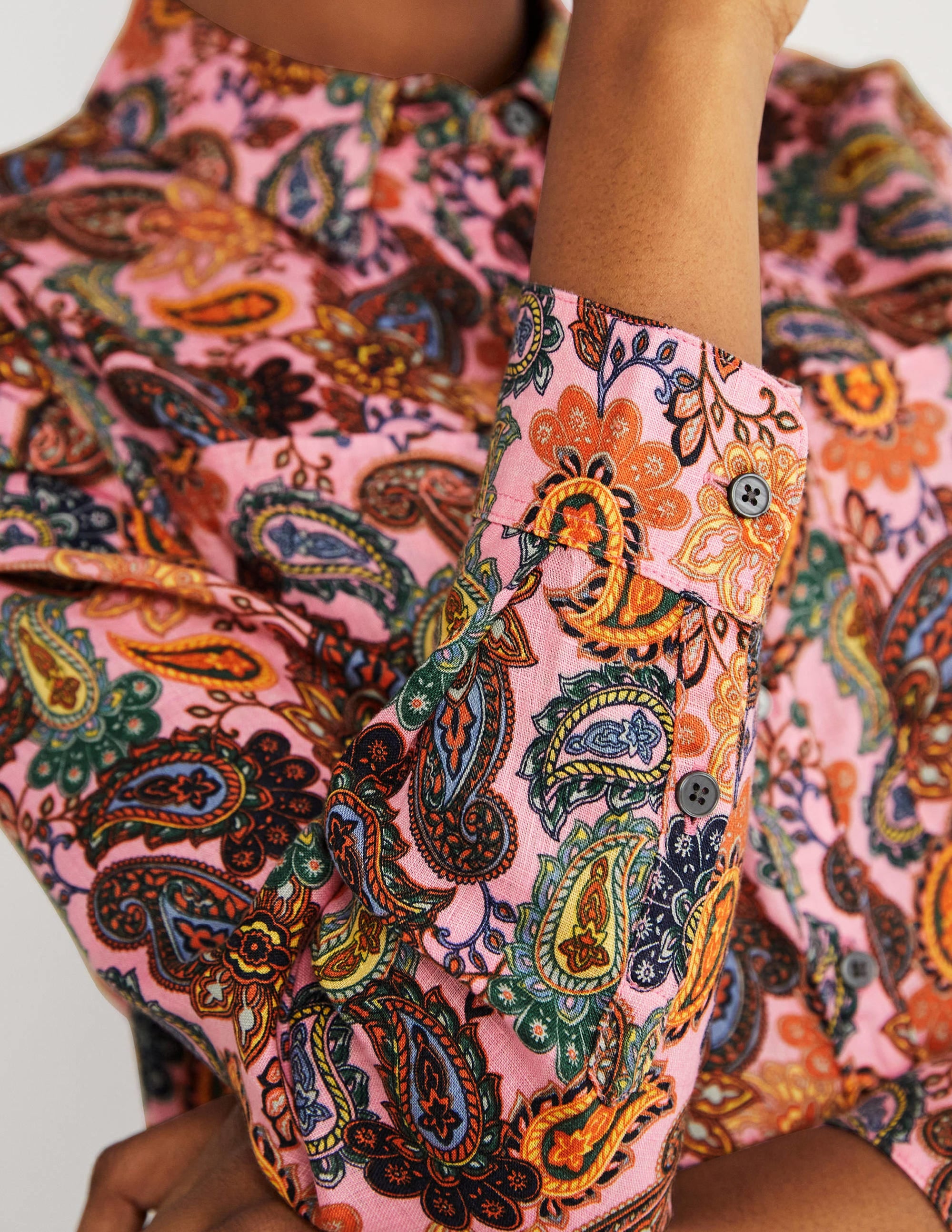 Chemise en lin-Fleur de cerisier, motif Paisley Charm - Image 2