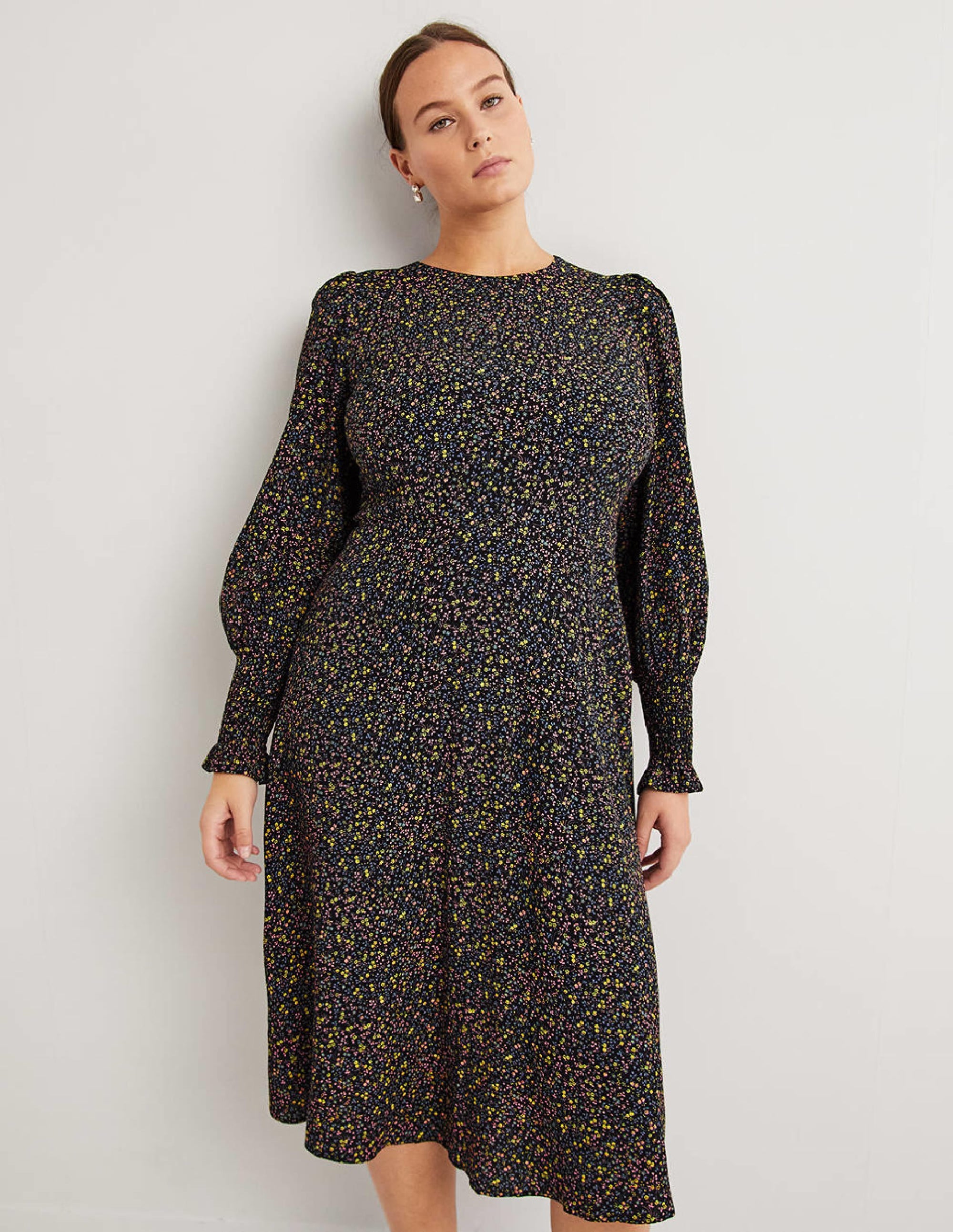 Smocked Cuff Midi Dress-Black, Wild Vine - Image 4