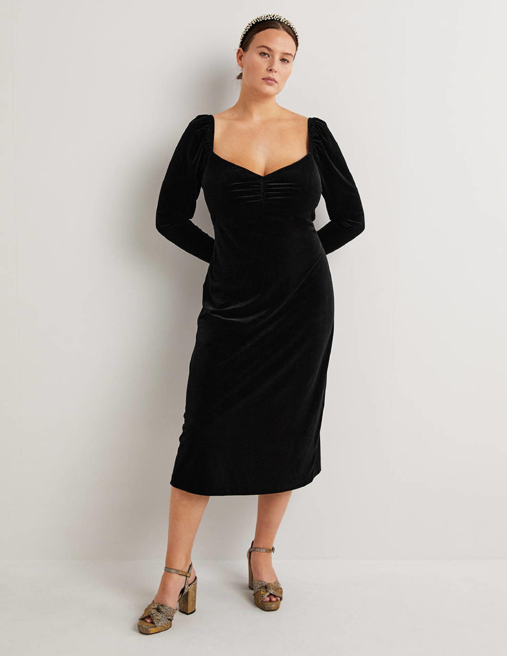 Black Velvet Sweetheart Midi Dress-Schwarz - Image 4