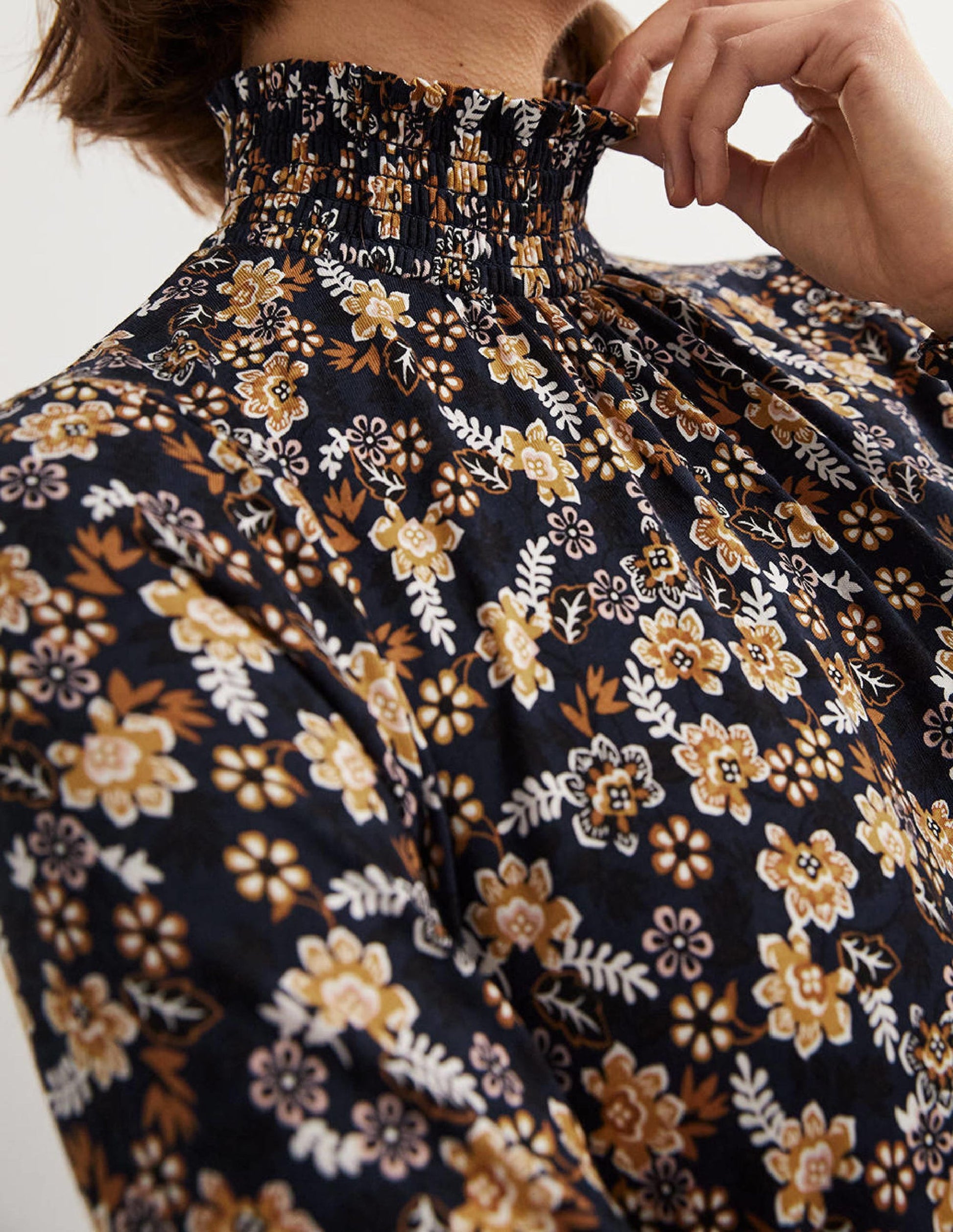 Navy Floral High-Neck Shift Dress-Französisches Navy, Üppige Blätter-2