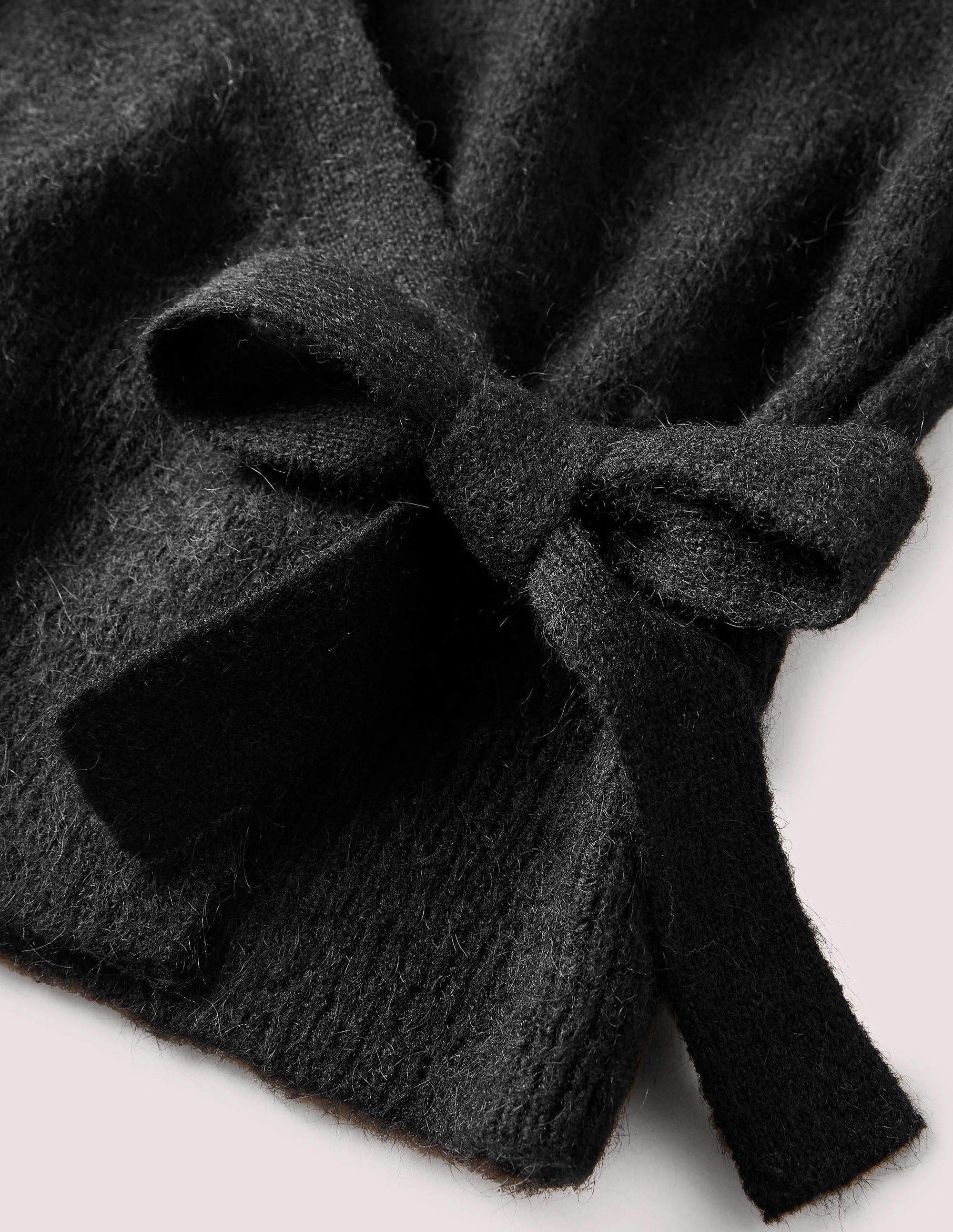 Flauschiger Wickel-Cardigan-Schwarz - Image 6
