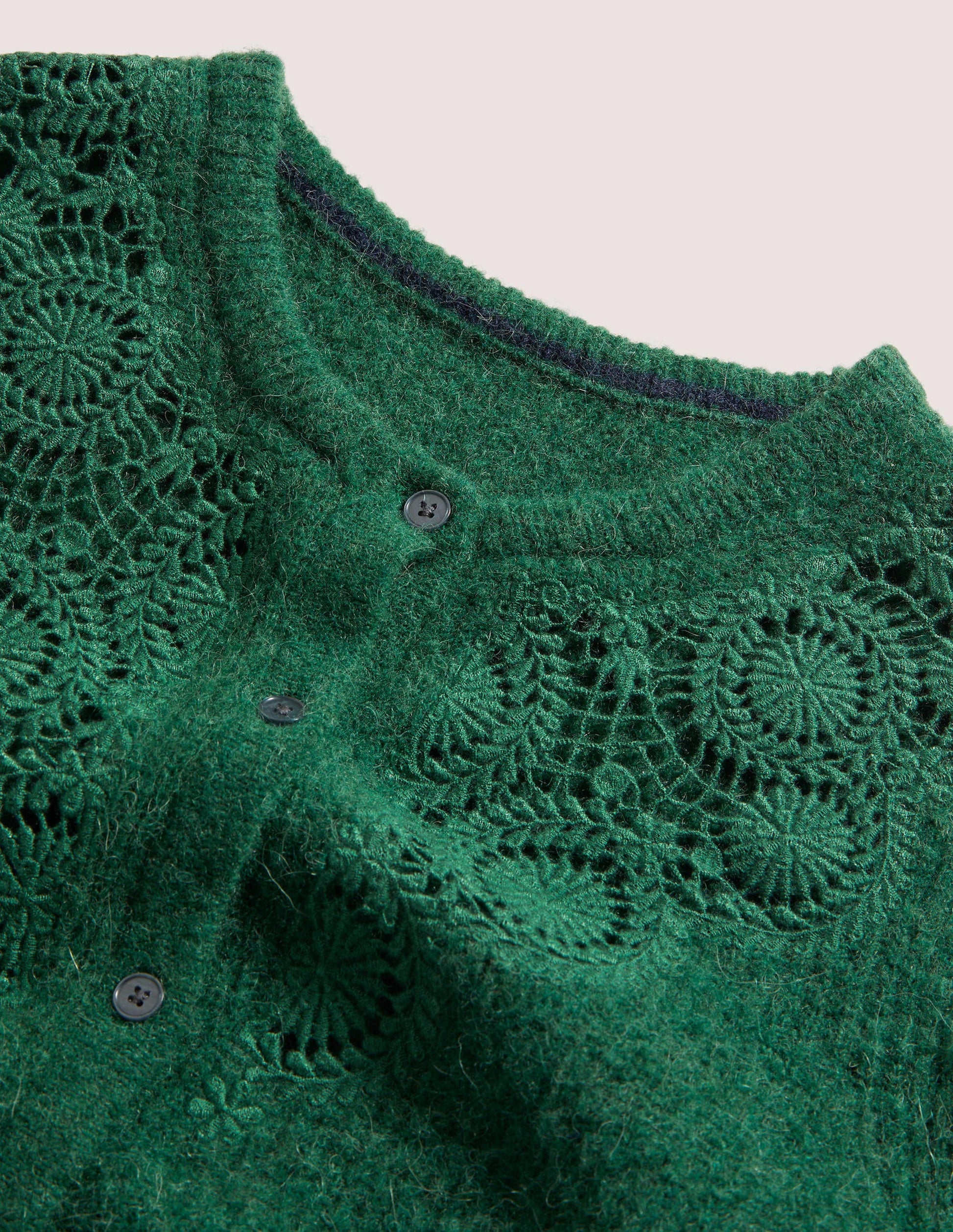 Gilet duveteux brodé-Broderie vert chasseur-6