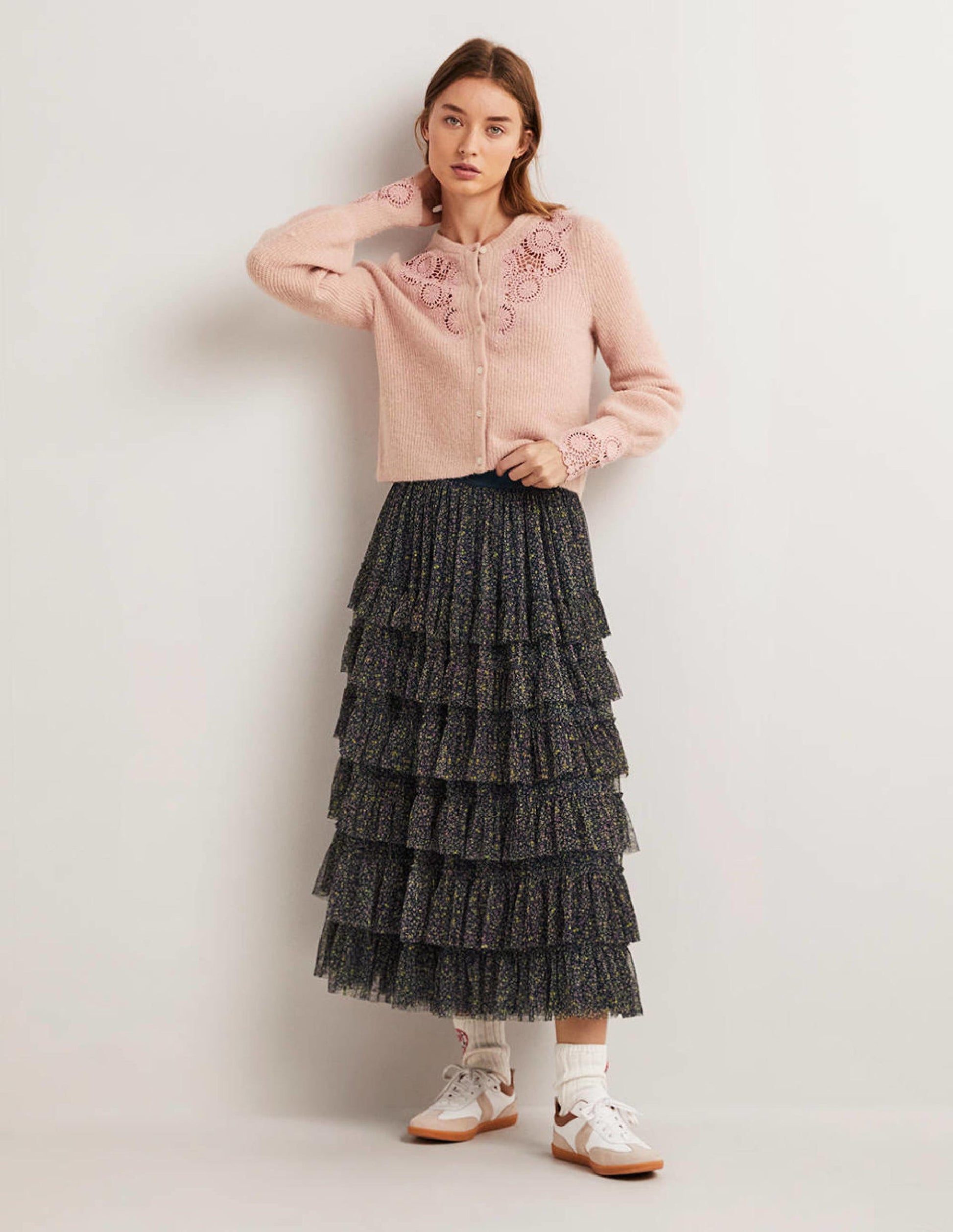 Flauschiger Cardigan mit Stickerei-Eisrosa, Stickerei-4
