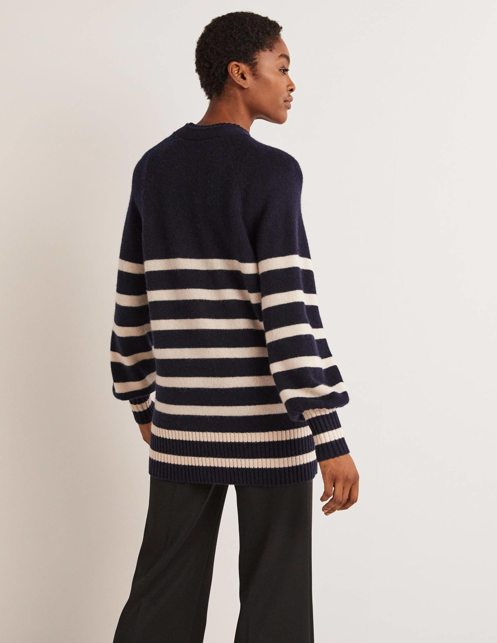 Gilet long en cachemire-Bleu marine, rayé chinchilla - Image 3