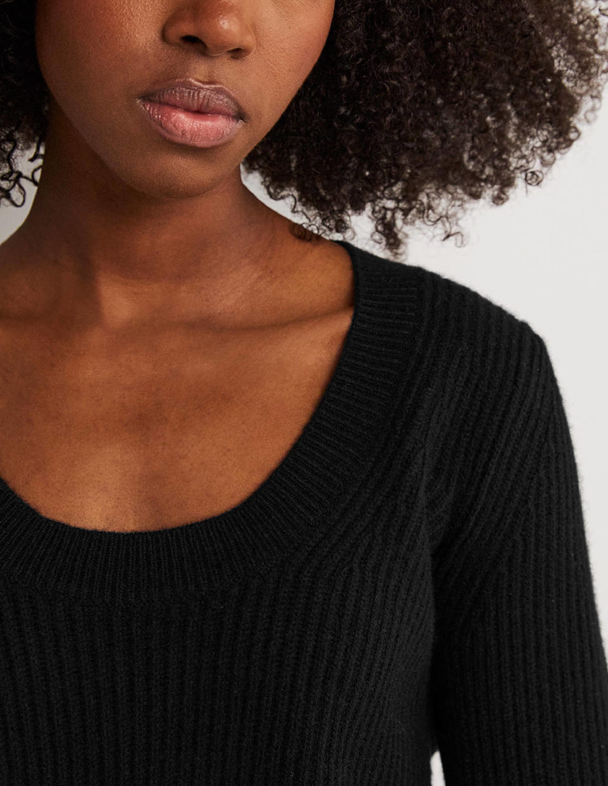 Pull col U en cachemire-Noir - Image 2