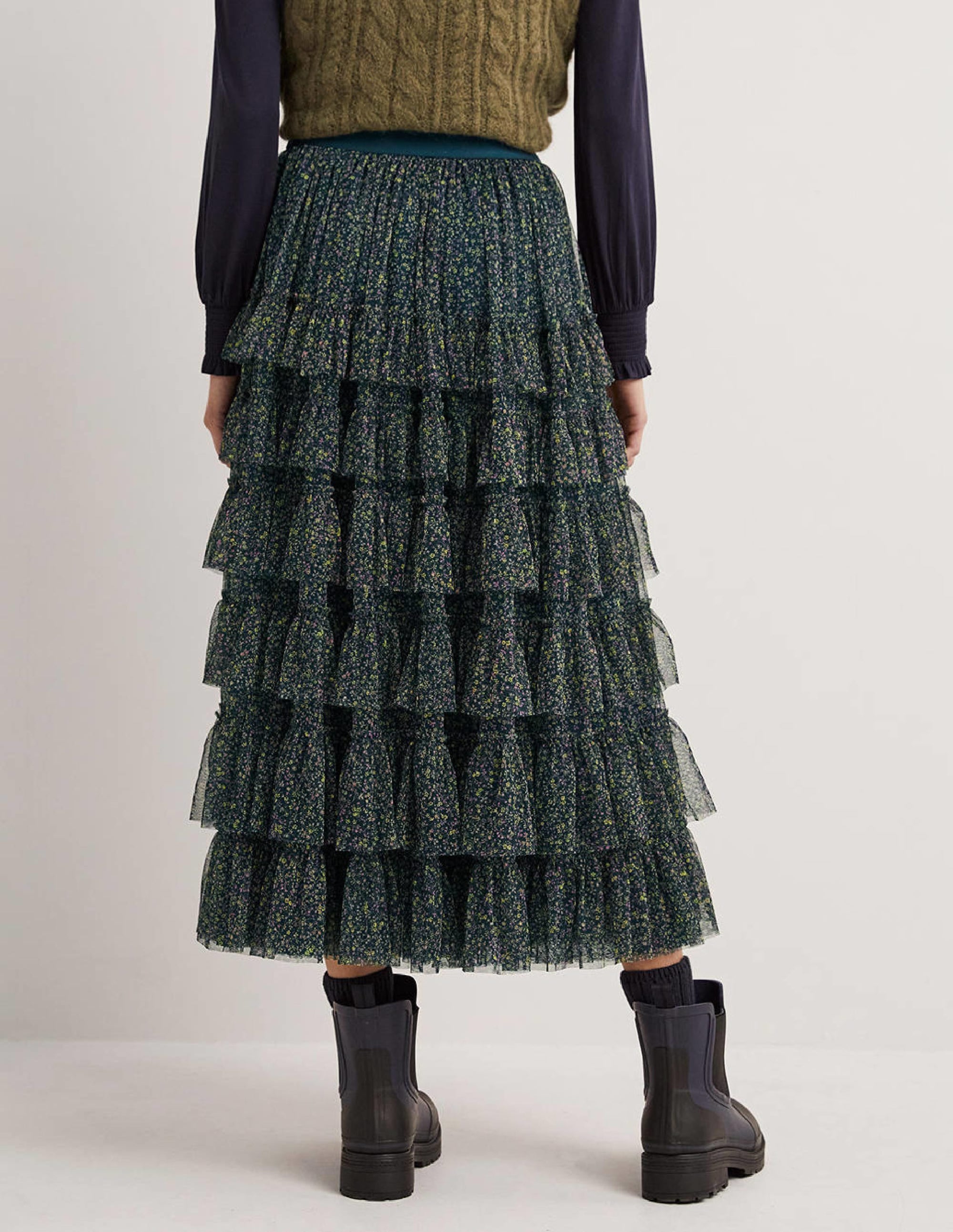 Green Ditsy Floral Tulle Midi Skirt-Algue, motif Wild Vine - Image 4