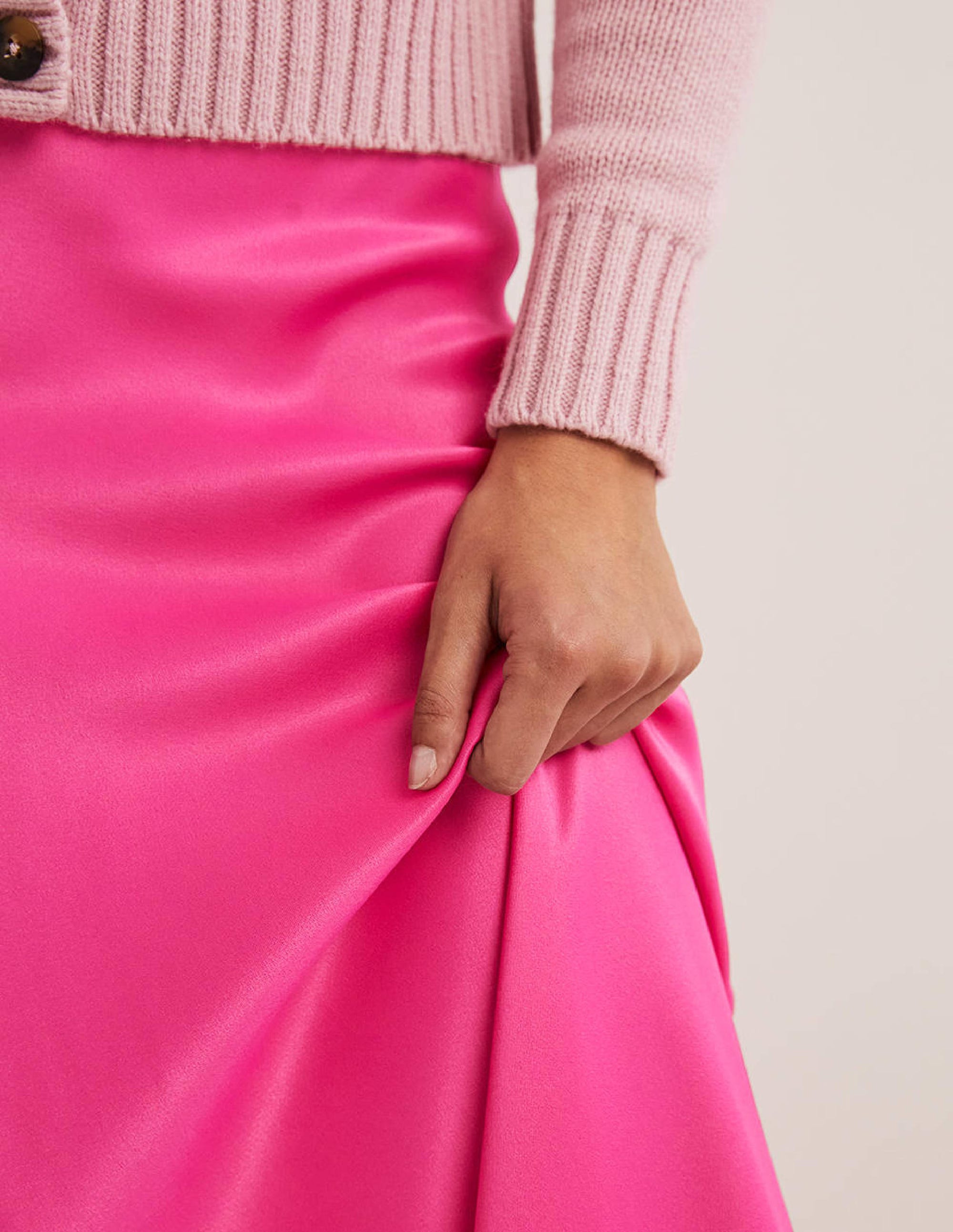 Pink Satin Bias-cut Midi Skirt-Wassermelonenrosa - Image 5