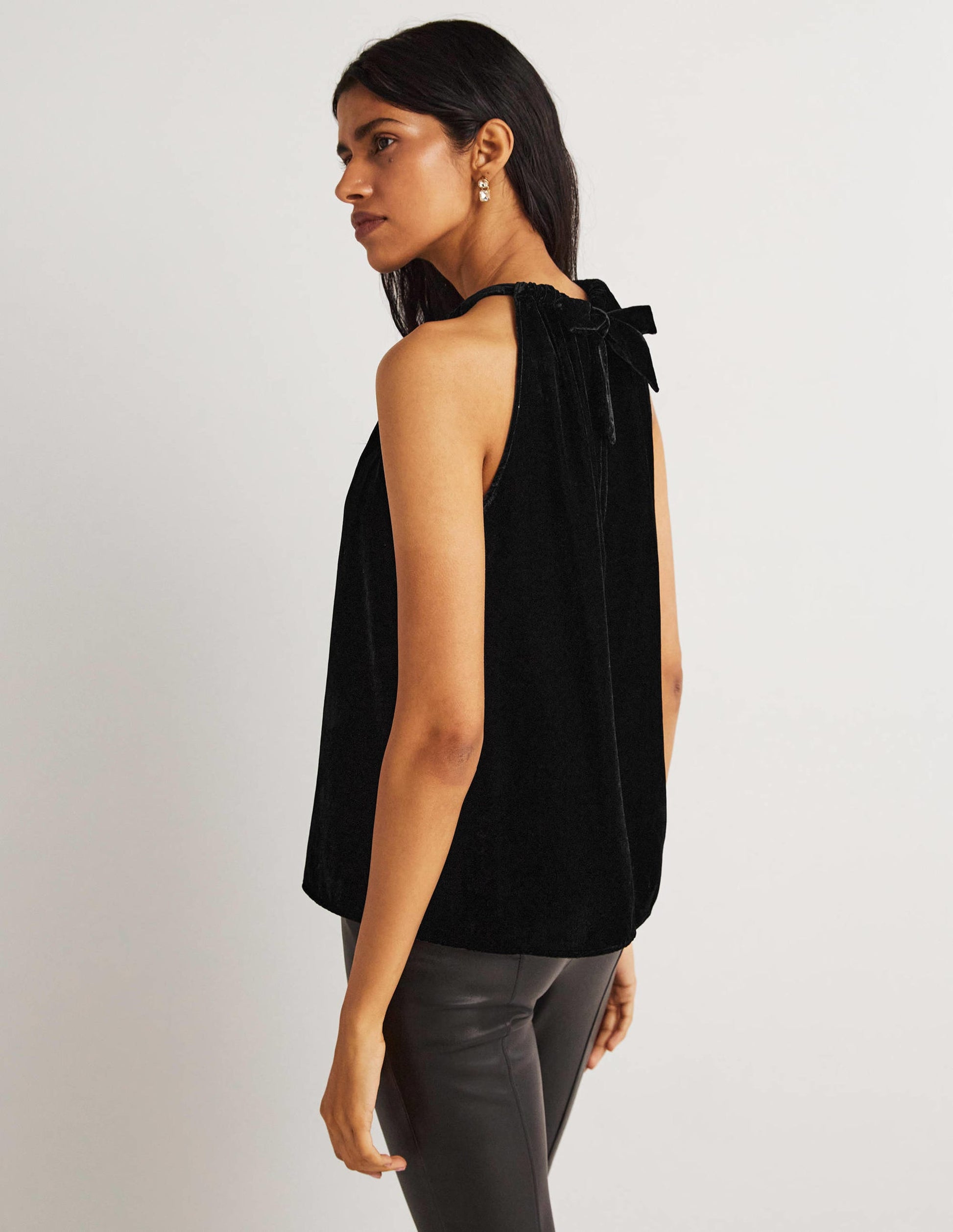 Neckholder-Oberteil aus Samt-Schwarz-4