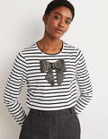 Detail Breton Top-Ivory/ Black, Embellished bow
