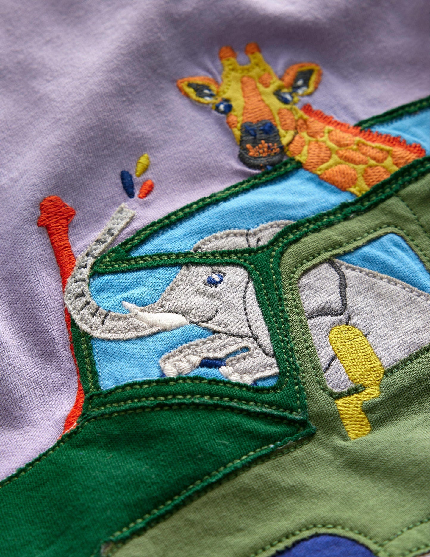 T-Shirt mit reiselustigen Tieren-Nebliges Lavendellila, Jeep