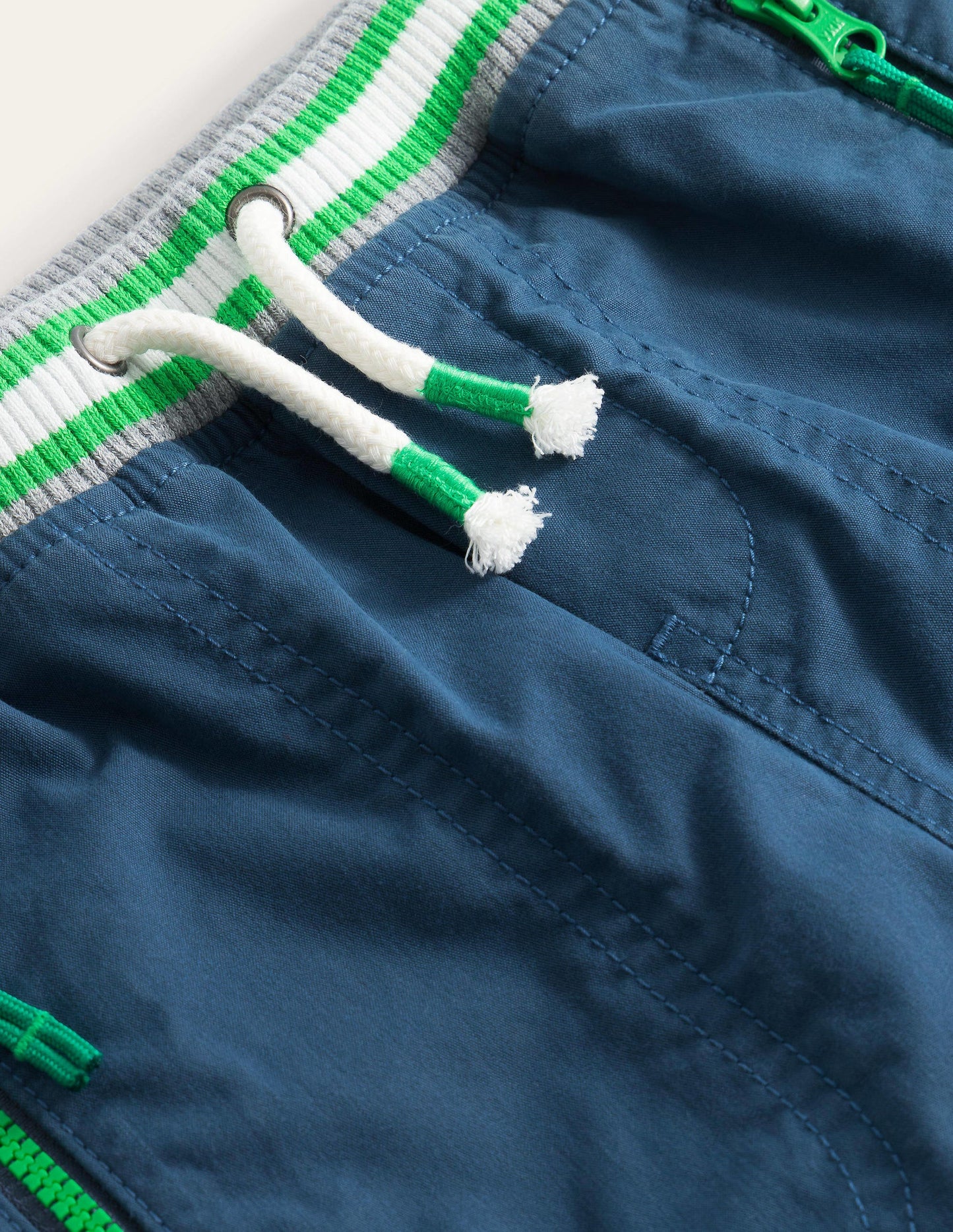 Abenteuer-Shorts-Roboterblau