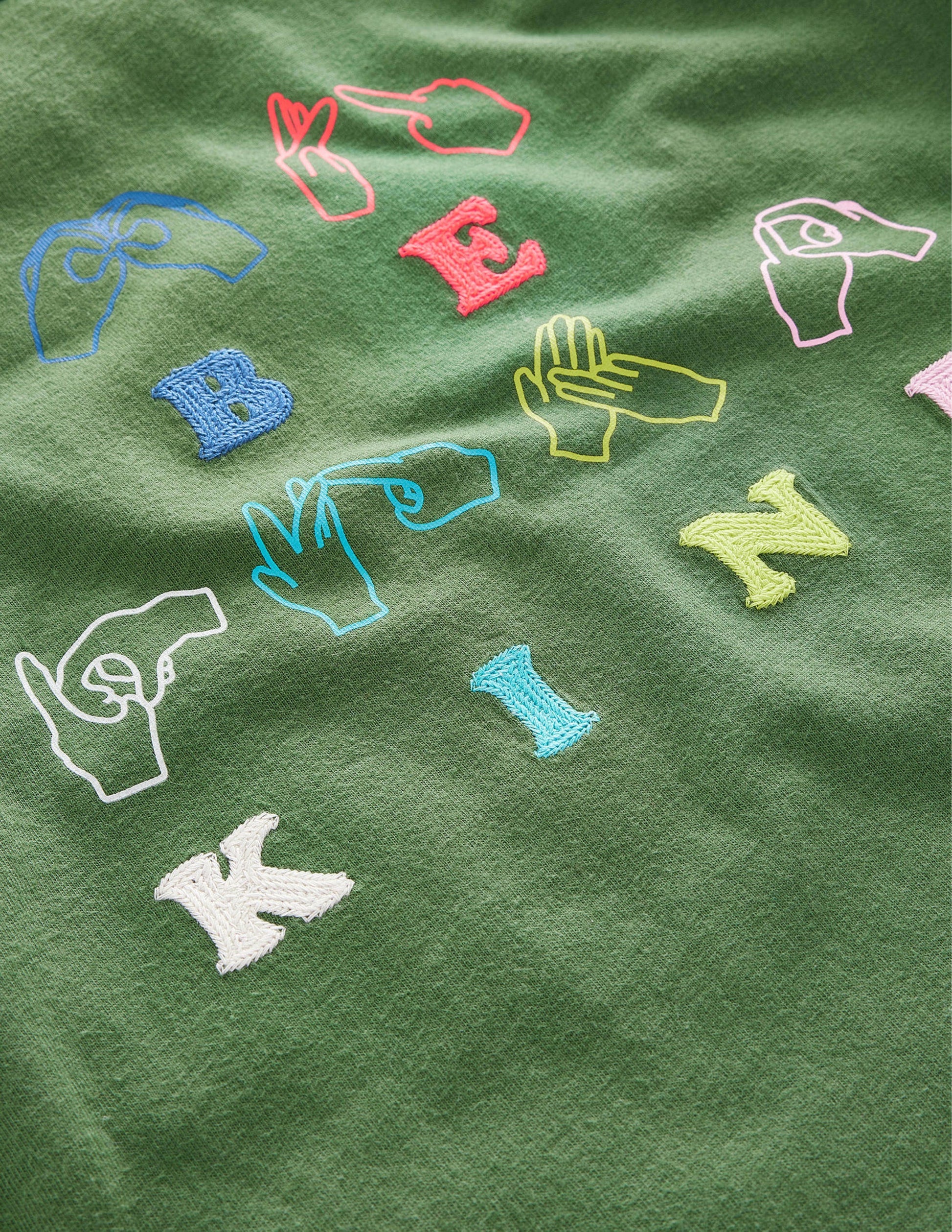 T-Shirt mit Kettenstich und Spruch-Safarigrün, Be Kind-3
