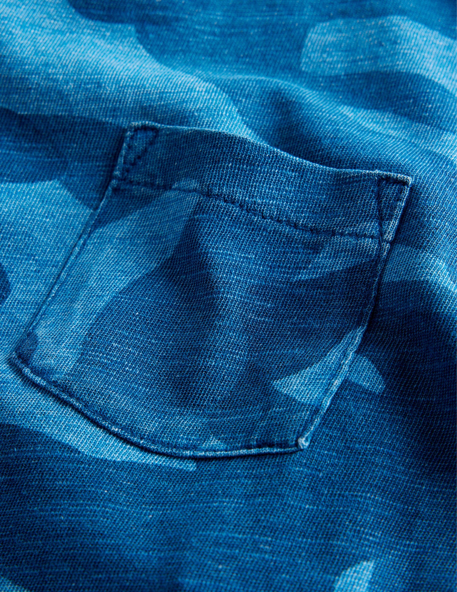 T-shirt délavé et imprimé en tissu flammé-Camouflage bleu-3
