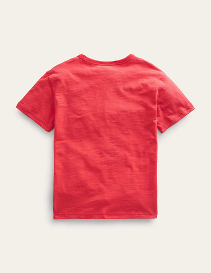 Lässiges T-Shirt mit Streifen auf der Brust-Erbeerkuchenrot-2