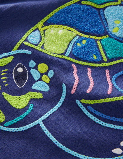 T-Shirt mit Kettenstich-Segelblau, Schildkröte-3