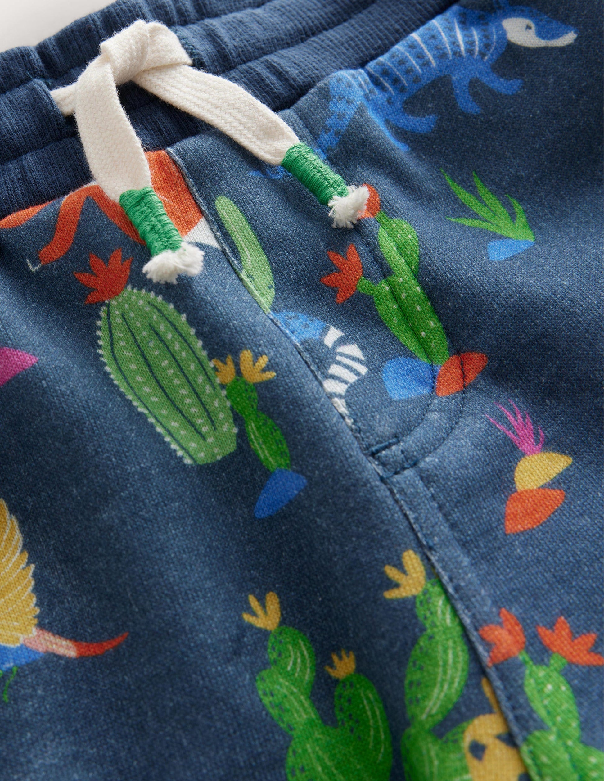 Gemusterte Jerseyshorts-Bunt, Tiere-3