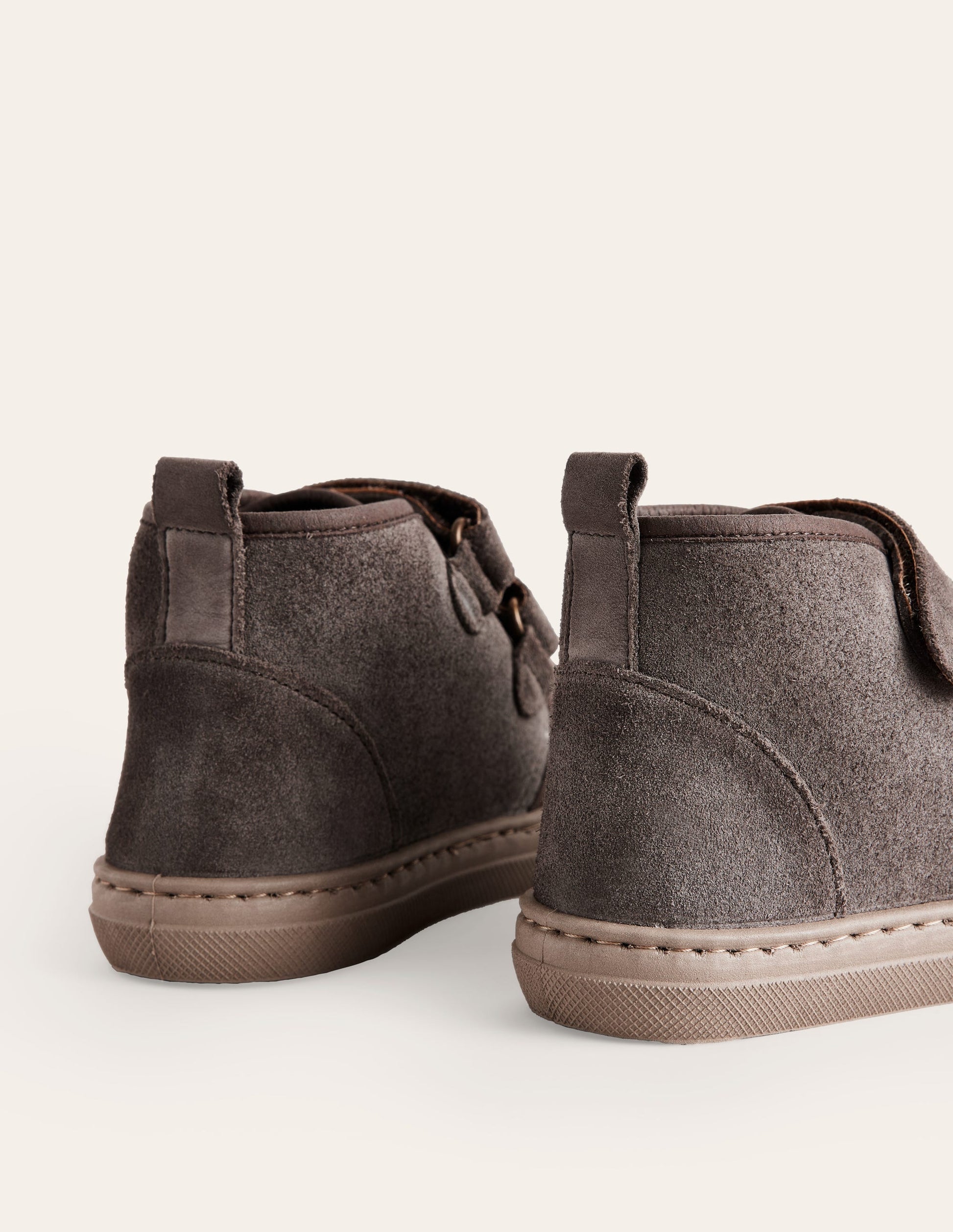 Wildleder-Riemenstiefel-Grau-3