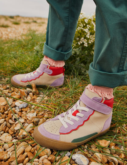 Hohe Sneaker aus Leder-Asternlila