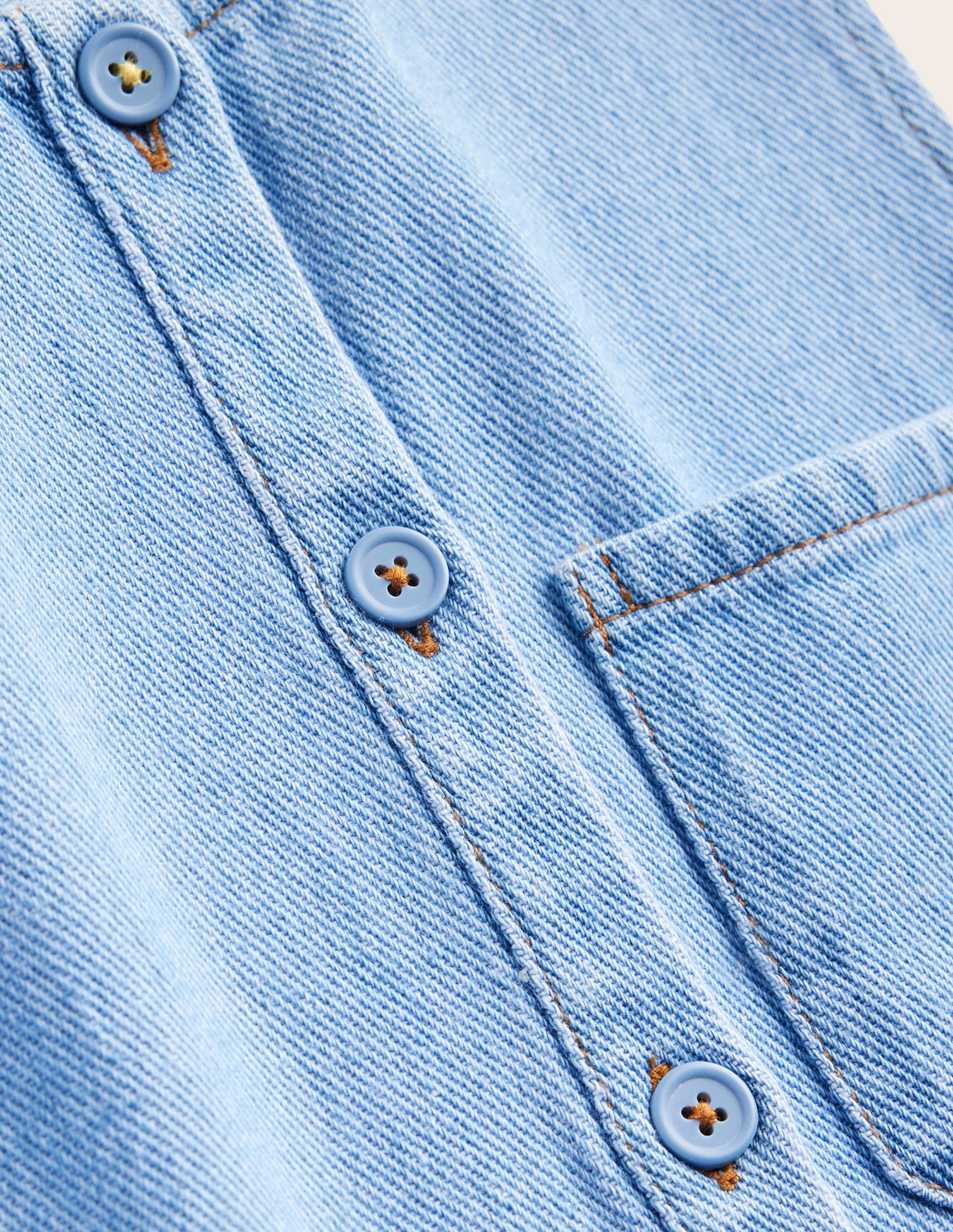 Latzkleid mit Knöpfen-Medium Vintage Chambray - Image 3