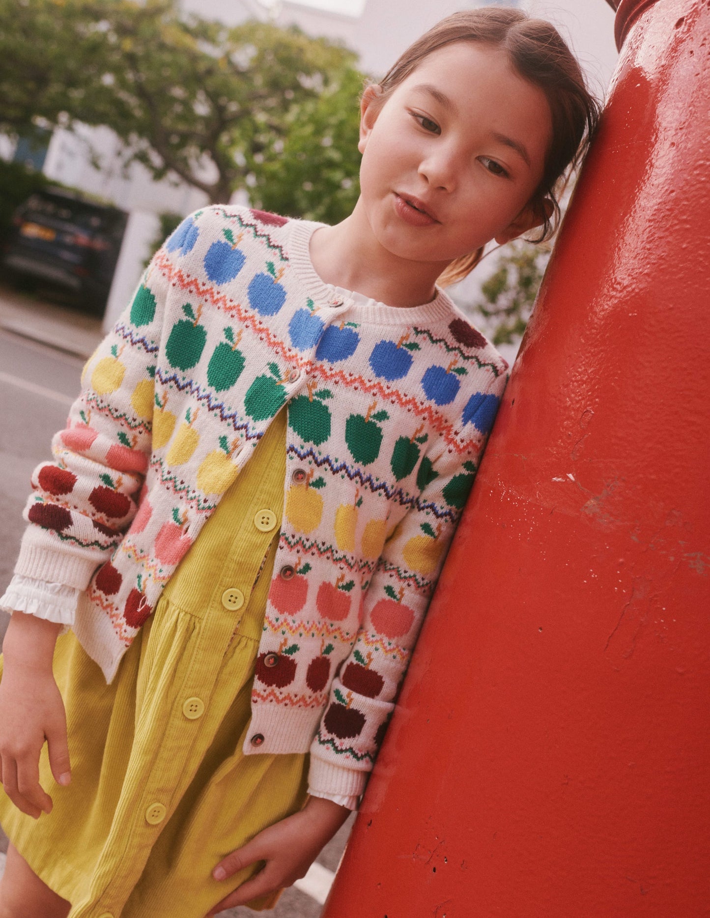 Fair-Isle-Strickjacke-Warmes Naturweiß Äpfel