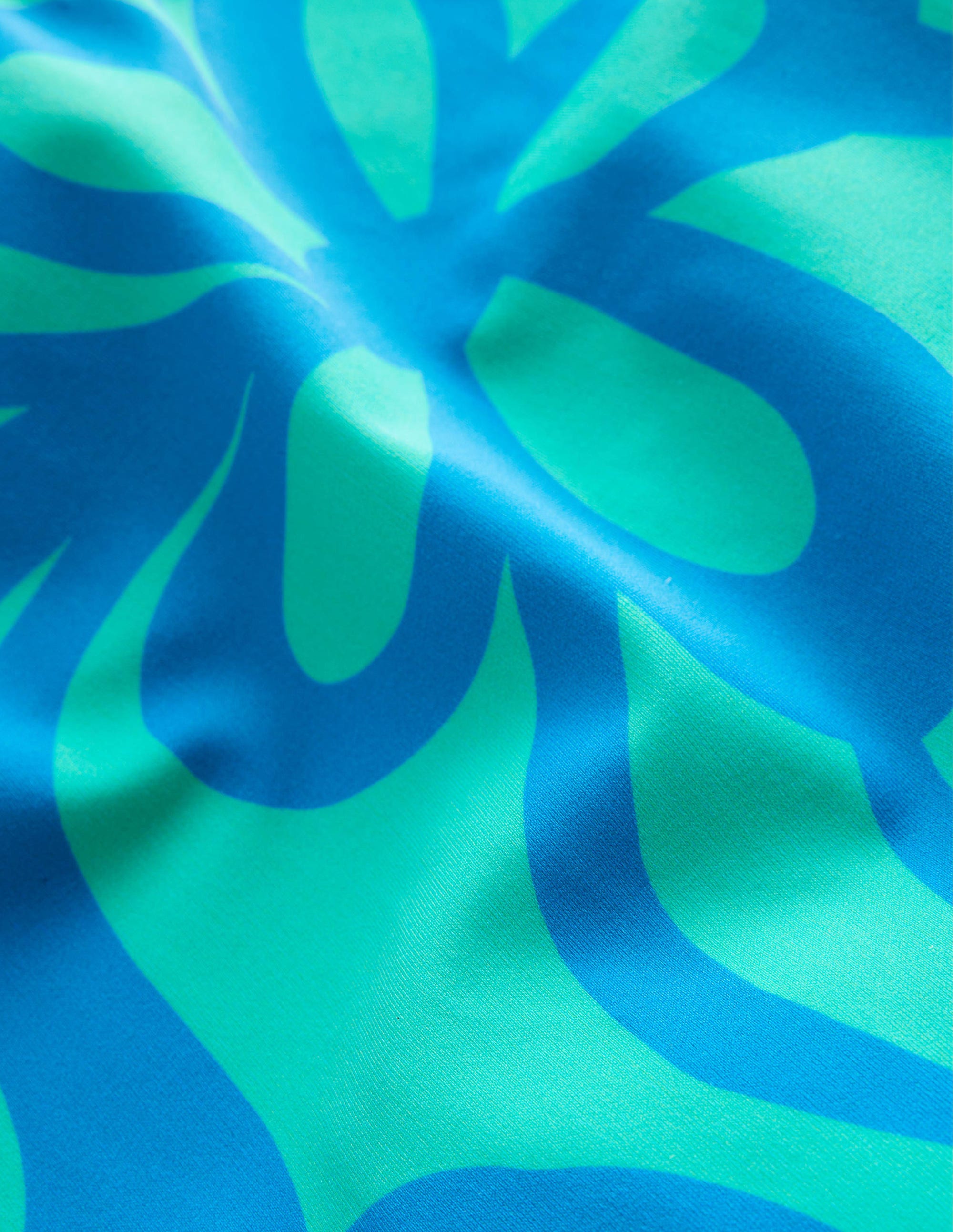Tankini-Oberteil mit gekreuzten Rückenträgern-Tropisches Grün, Sommermuster - Image 3