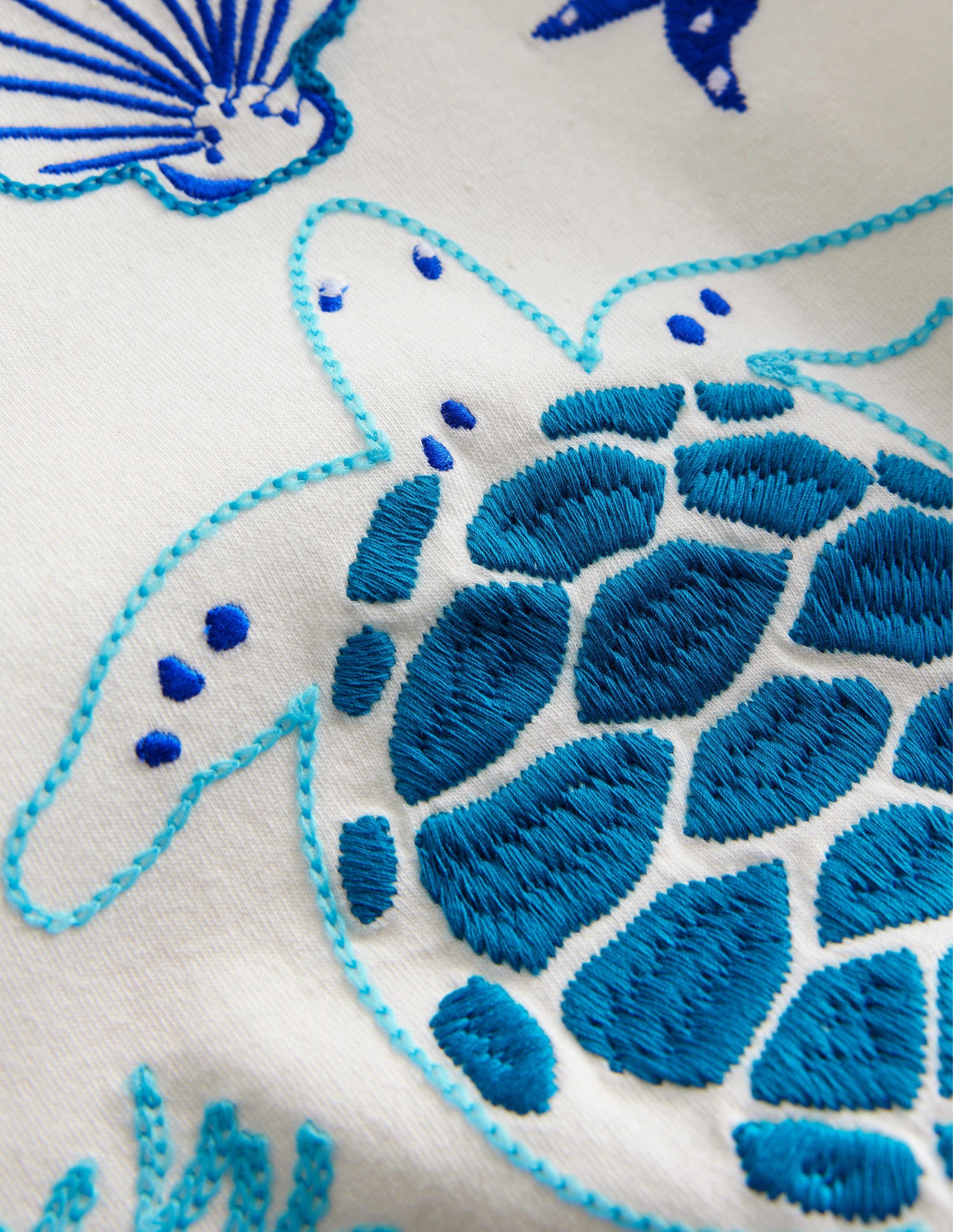 T-shirt volanté à super surpiqûres-Gousse de vanille - Image 3