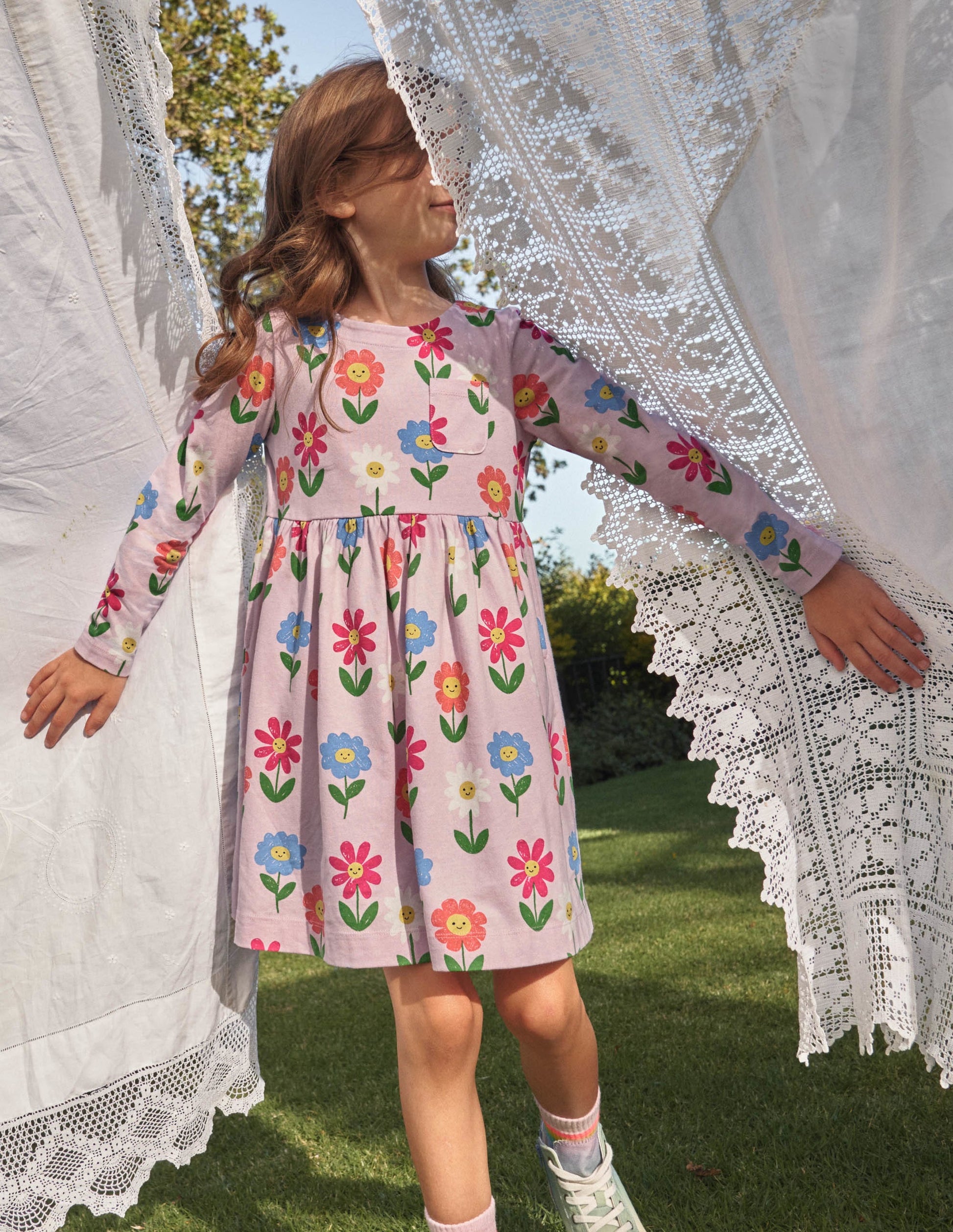 Fröhliches Jerseykleid mit langen Ärmeln-Pastellrosa, Blumen-6
