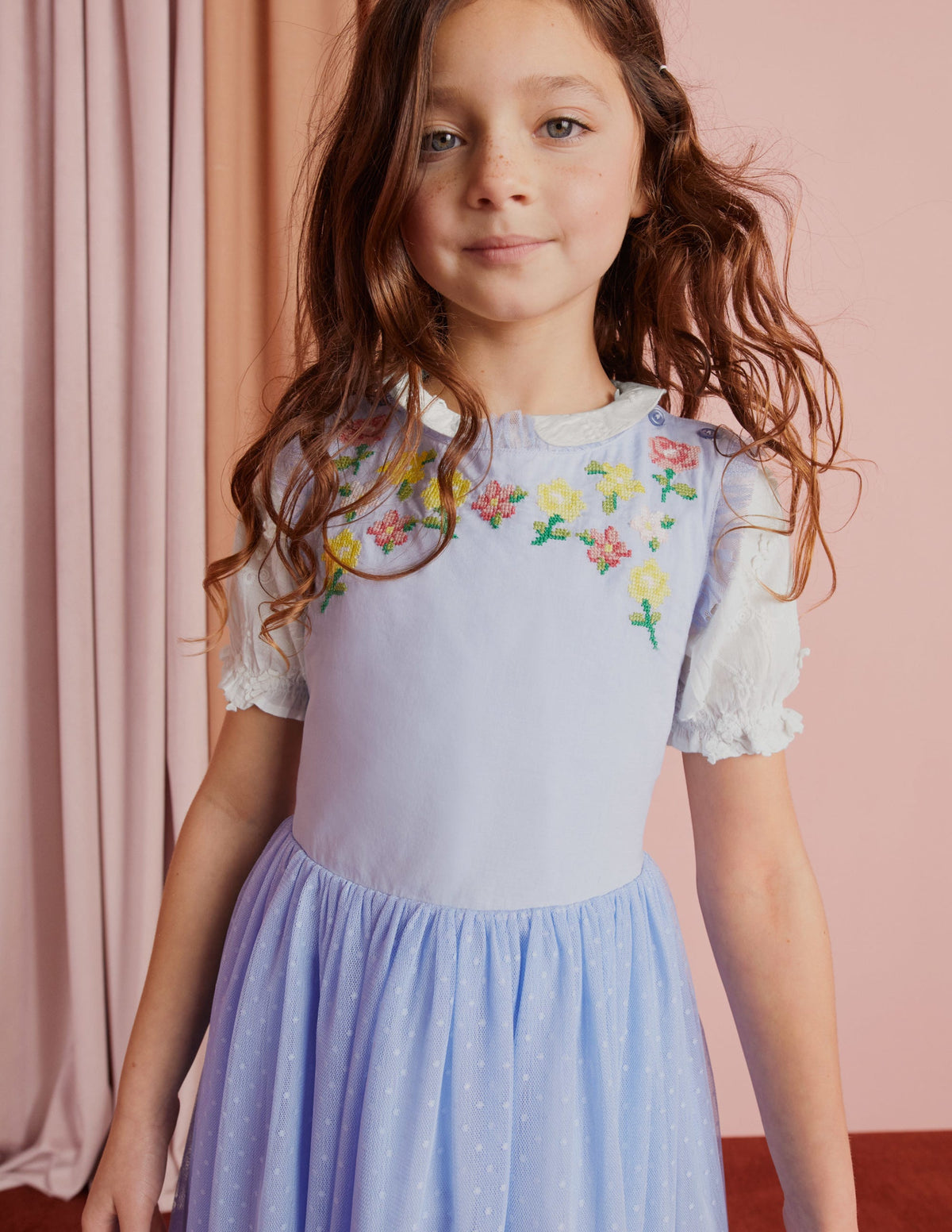 Besticktes Kleid mit überkreuzten Trägern-Hellblau-5