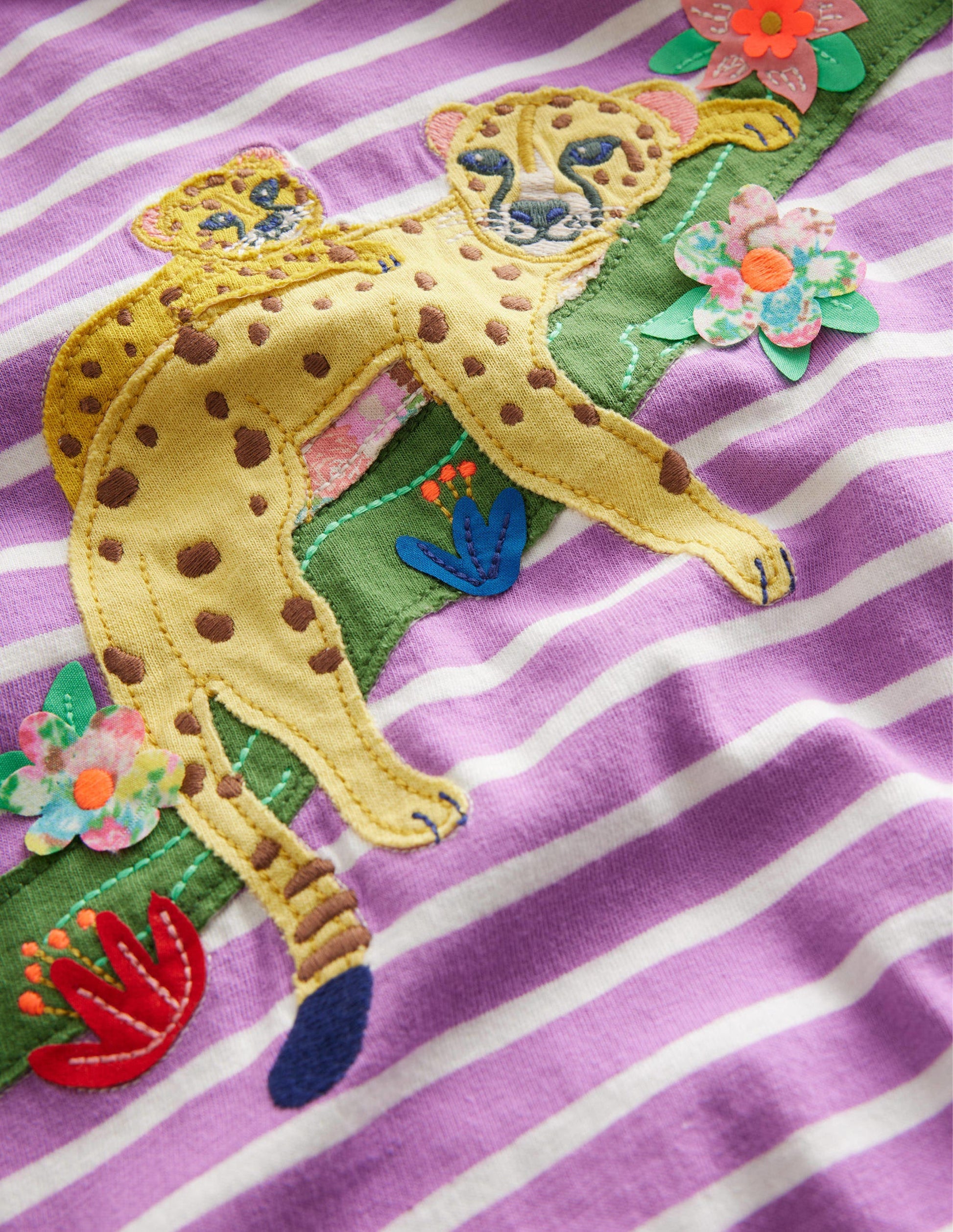 T-Shirt mit Puffärmeln und Applikation-Lila/Naturweiß, Leoparden-3