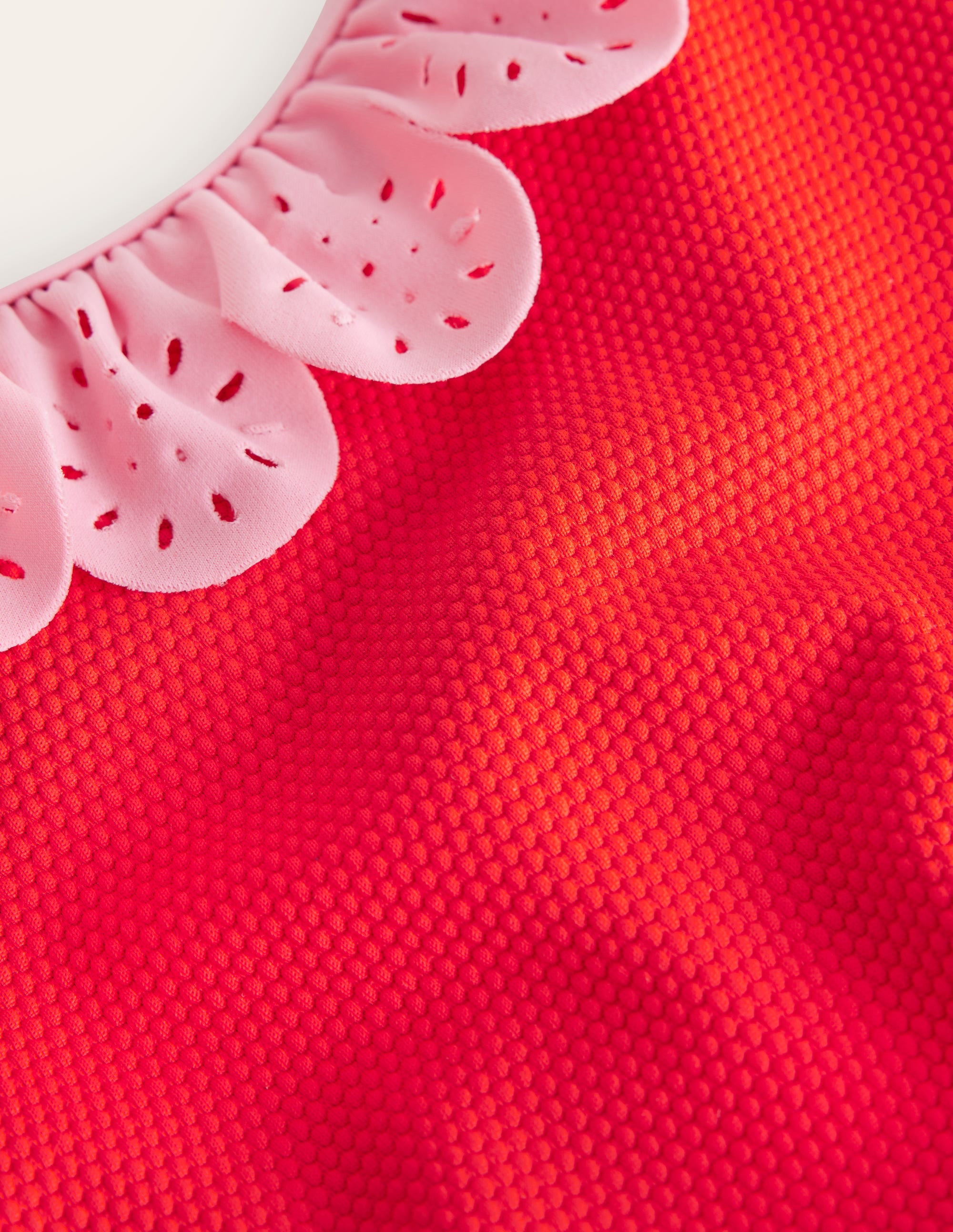 Maillot de bain volanté à broderie anglaise-Feu - Image 3