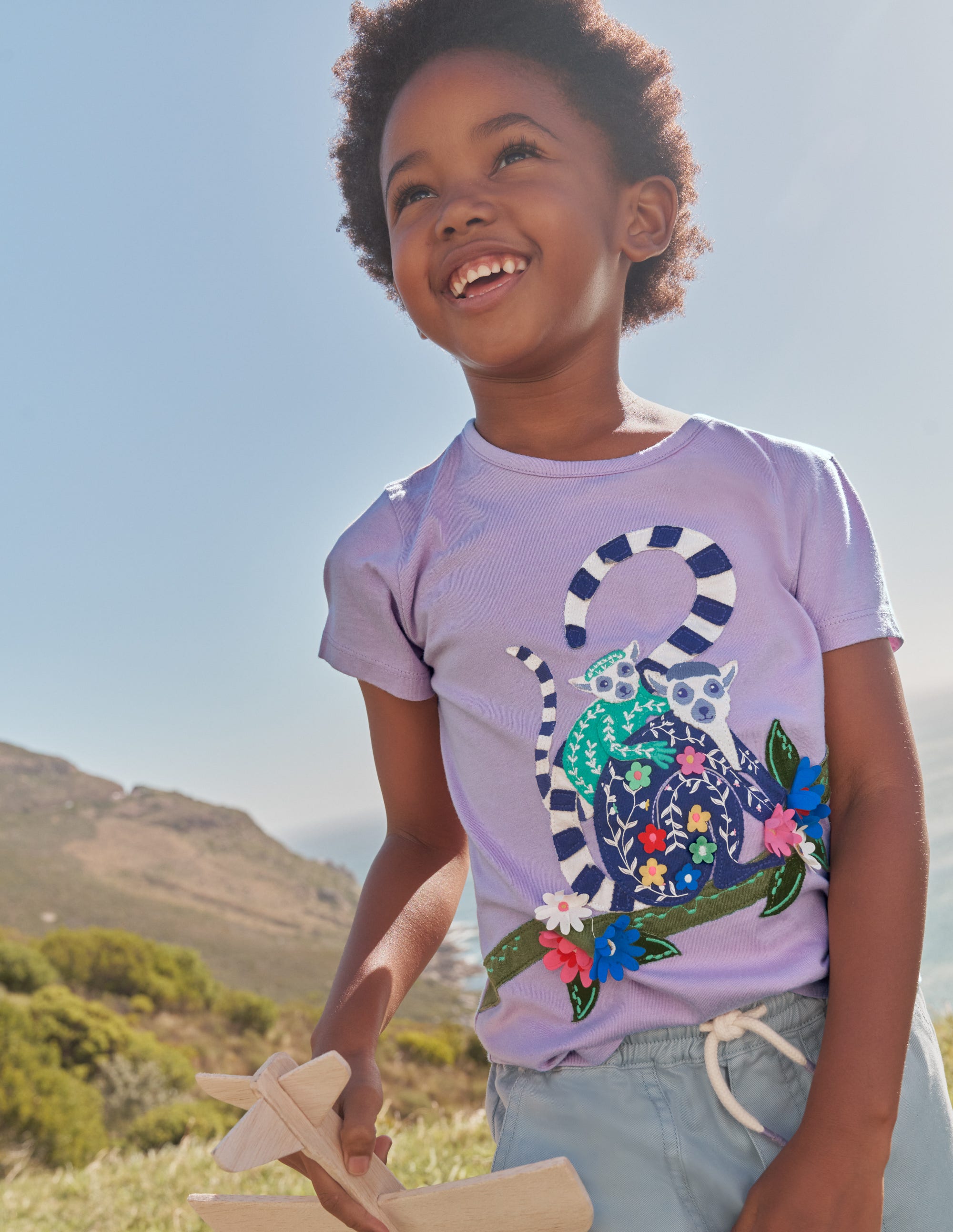 T-Shirt mit Applikation-Hellblau - Image 4