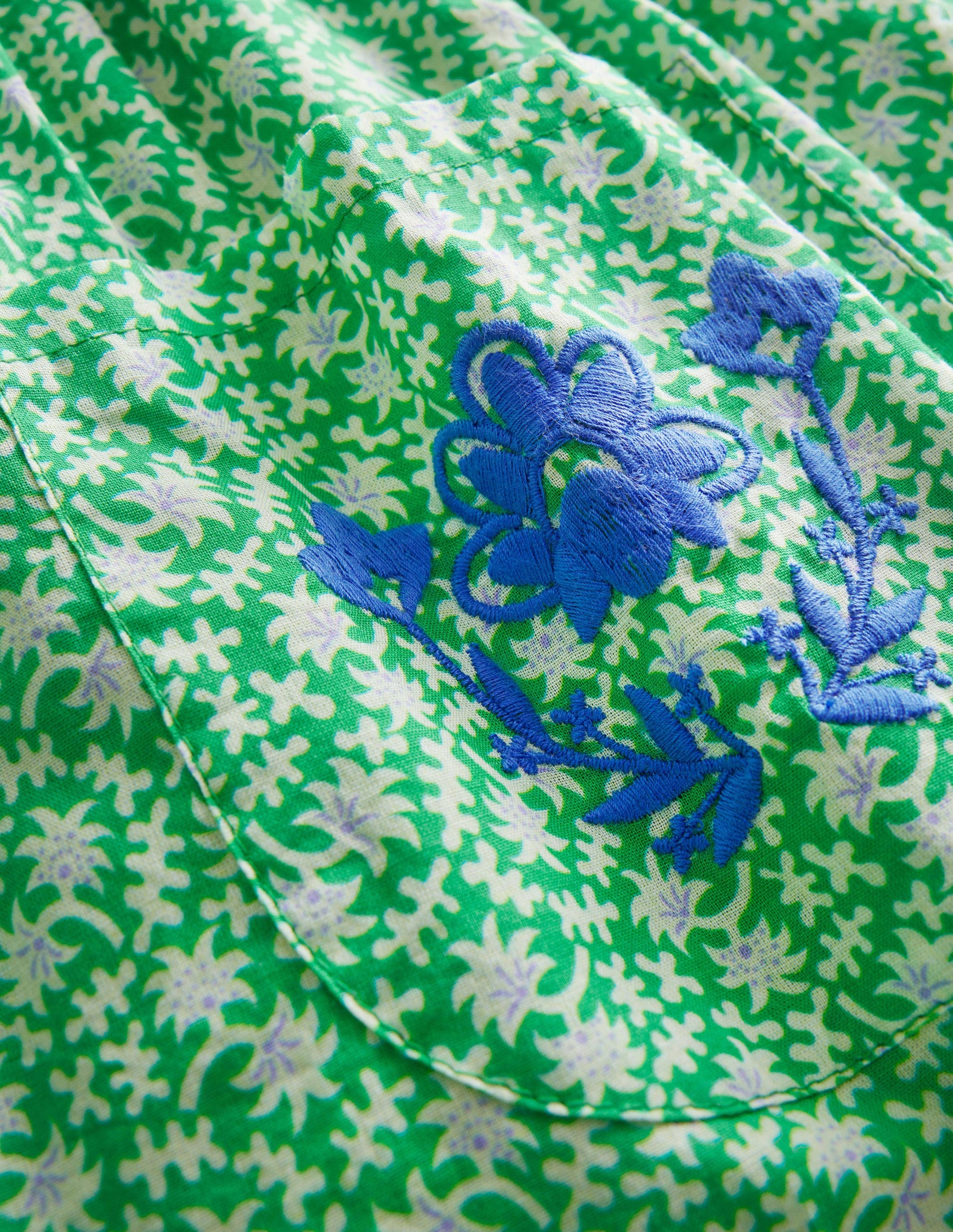 Robe chasuble brodée-Motif printanier vert vif - Image 3