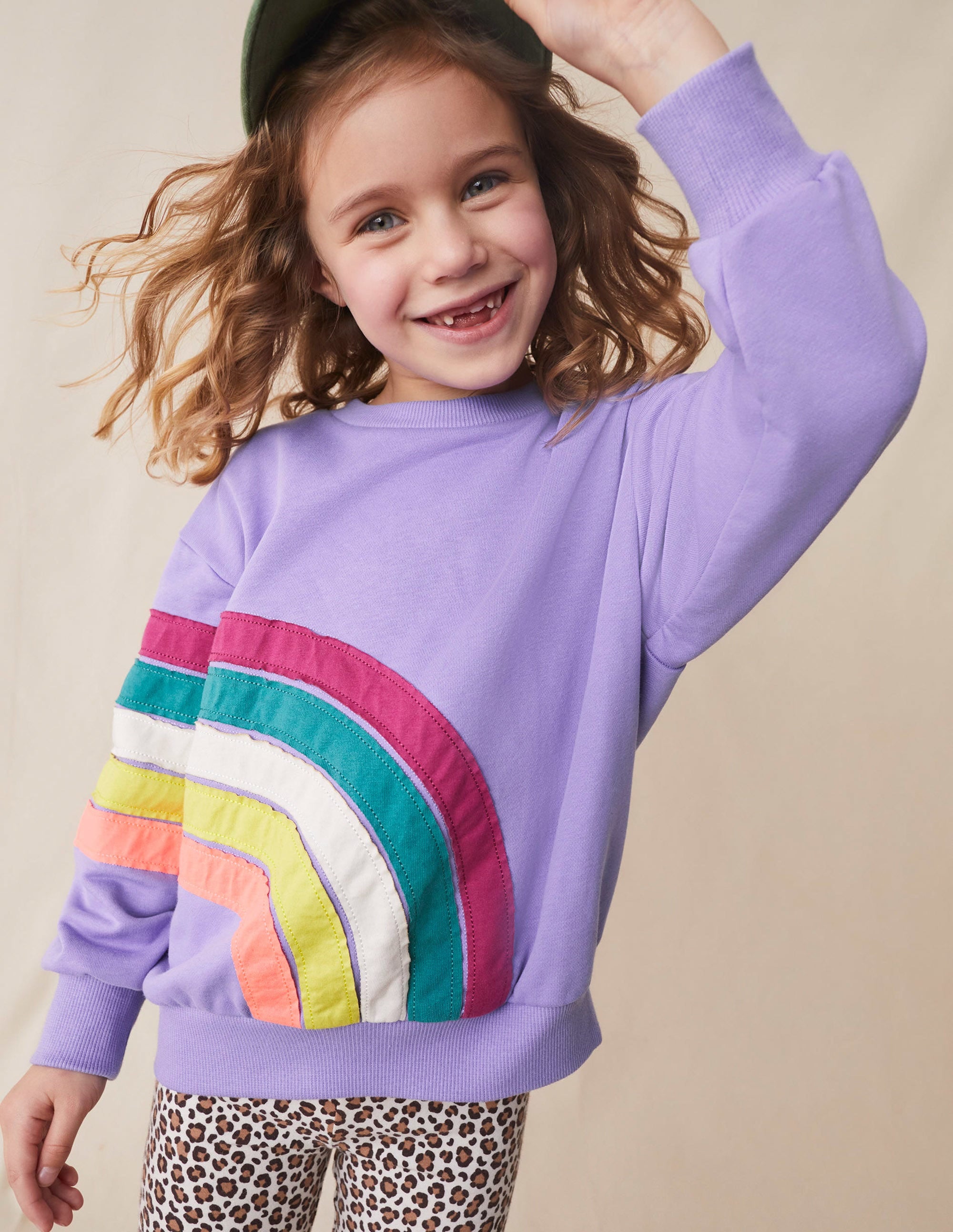 Sweatshirt mit Regenbogenapplikation-Lavendel - Image 4
