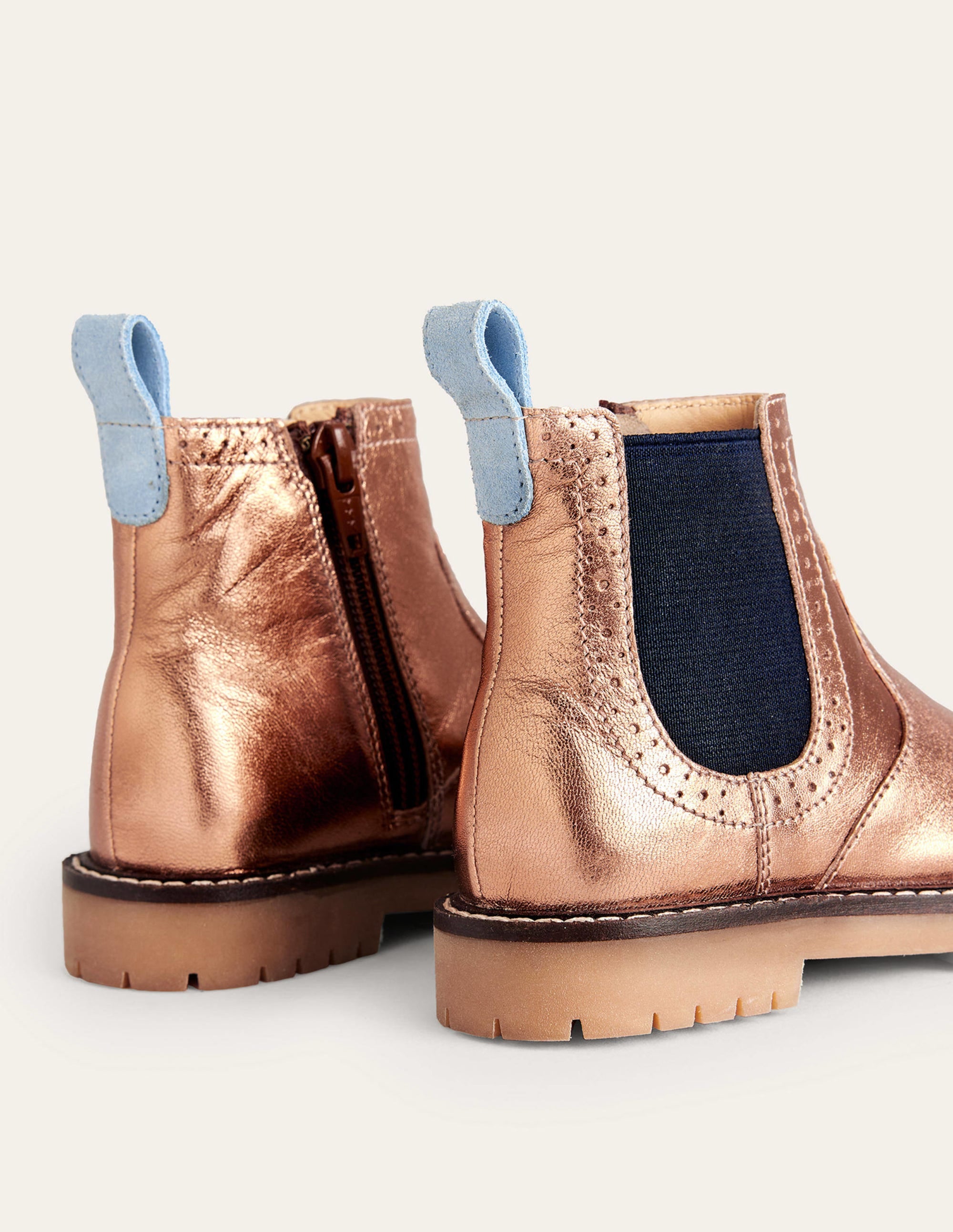 Bottines Chelsea en cuir-Bronze intemporel - Image 3