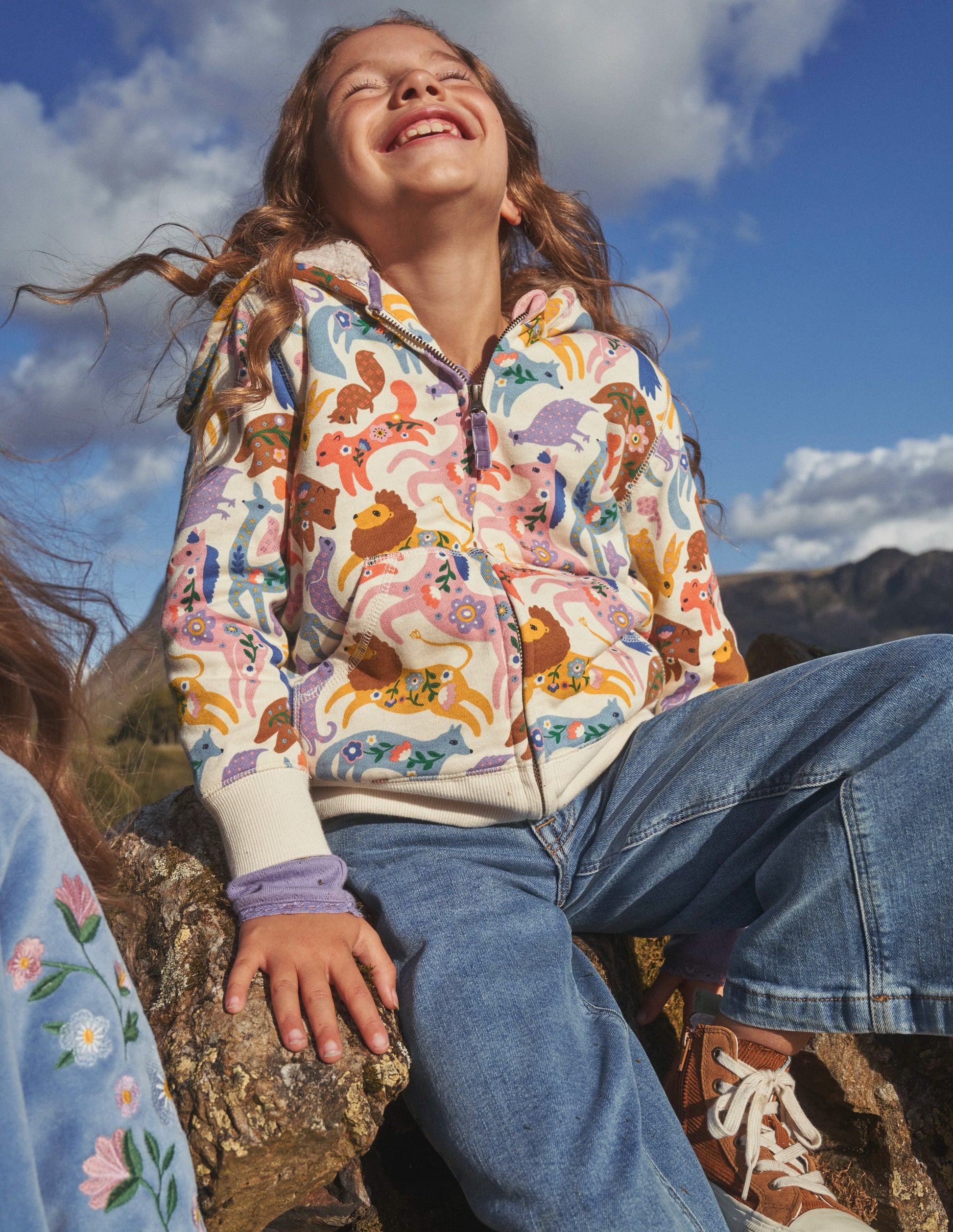 Kapuzenpulli mit Zottelfutter-Bunt Freunde-4