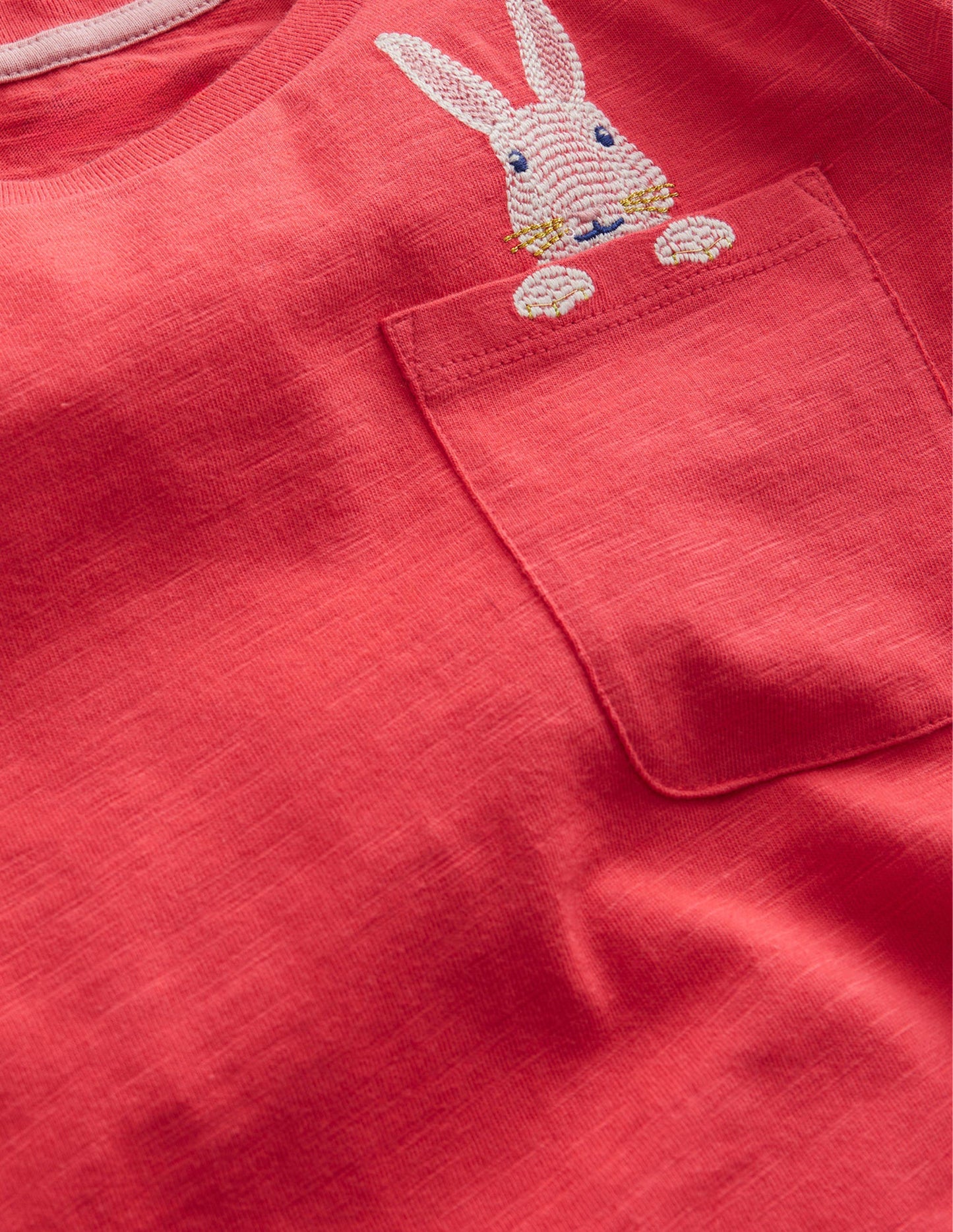 Logo-T-Shirt mit Tasche-Marmeladenrot Häschen