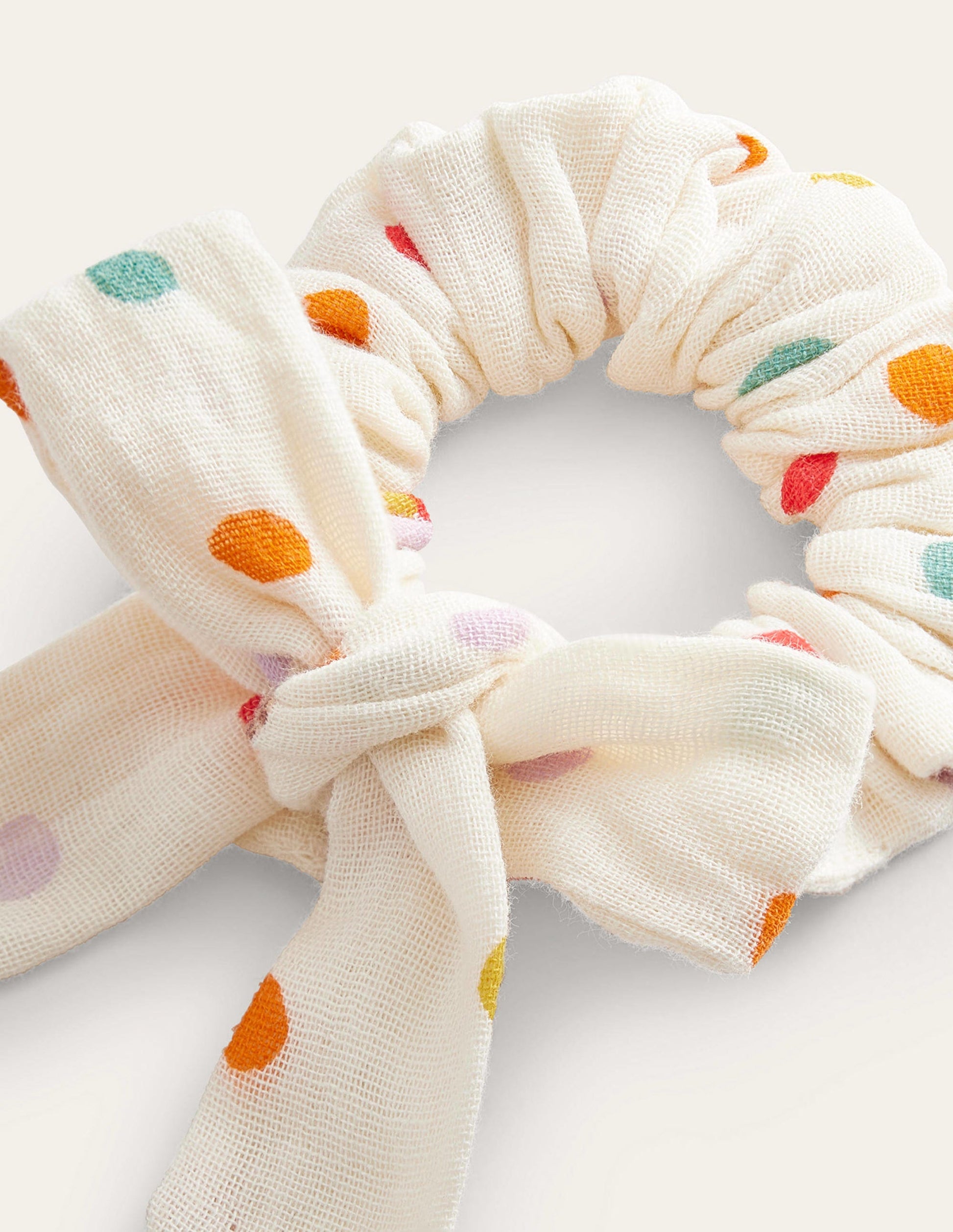 Bow Scrunchie-Ivory Ice cream-2